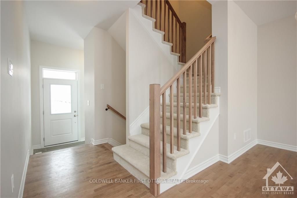72 FOCALITY Crescent, Barrhaven, ON K2J 6W8 photo 5