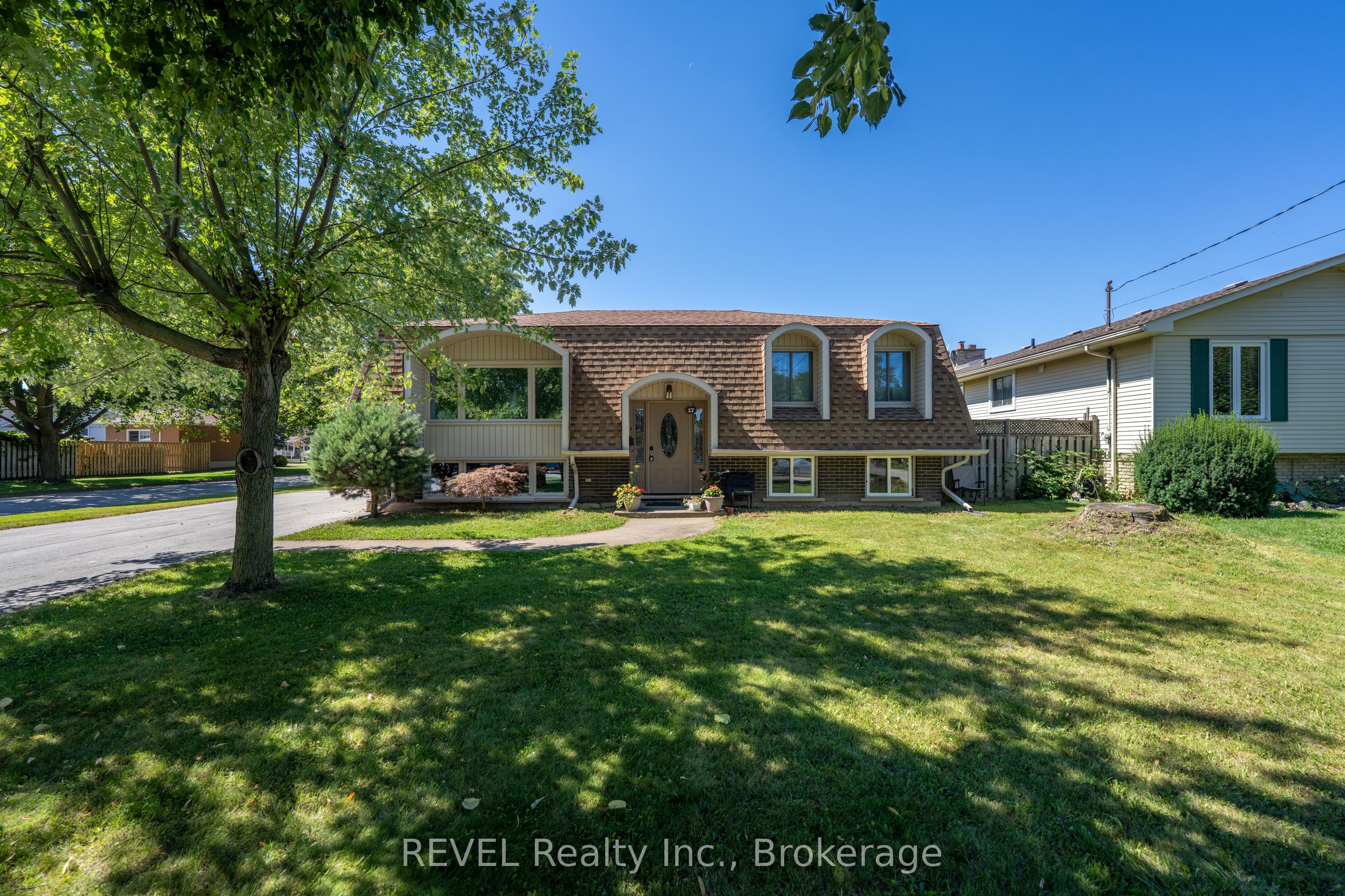 17 RAMSEY Street, St. Catharines, ON L2N 2K3 photo 2