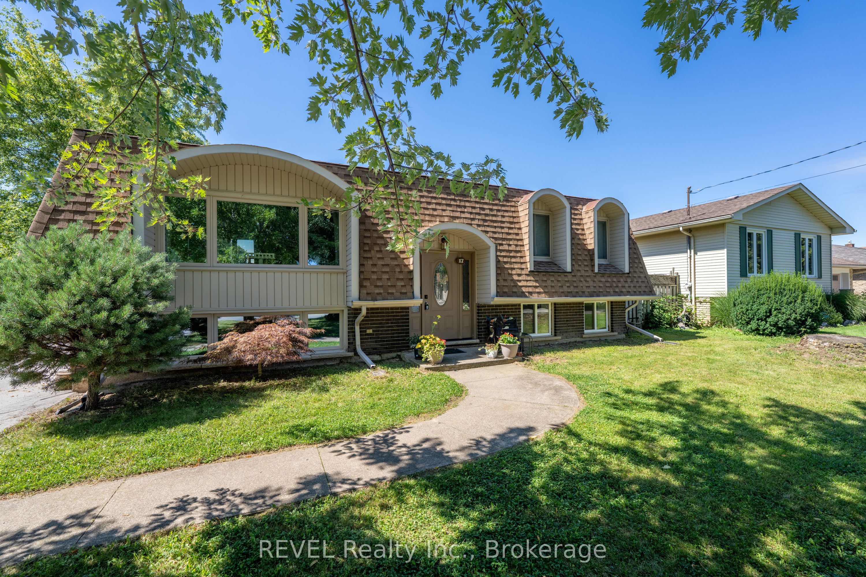 17 RAMSEY Street, St. Catharines, ON L2N 2K3 photo 3