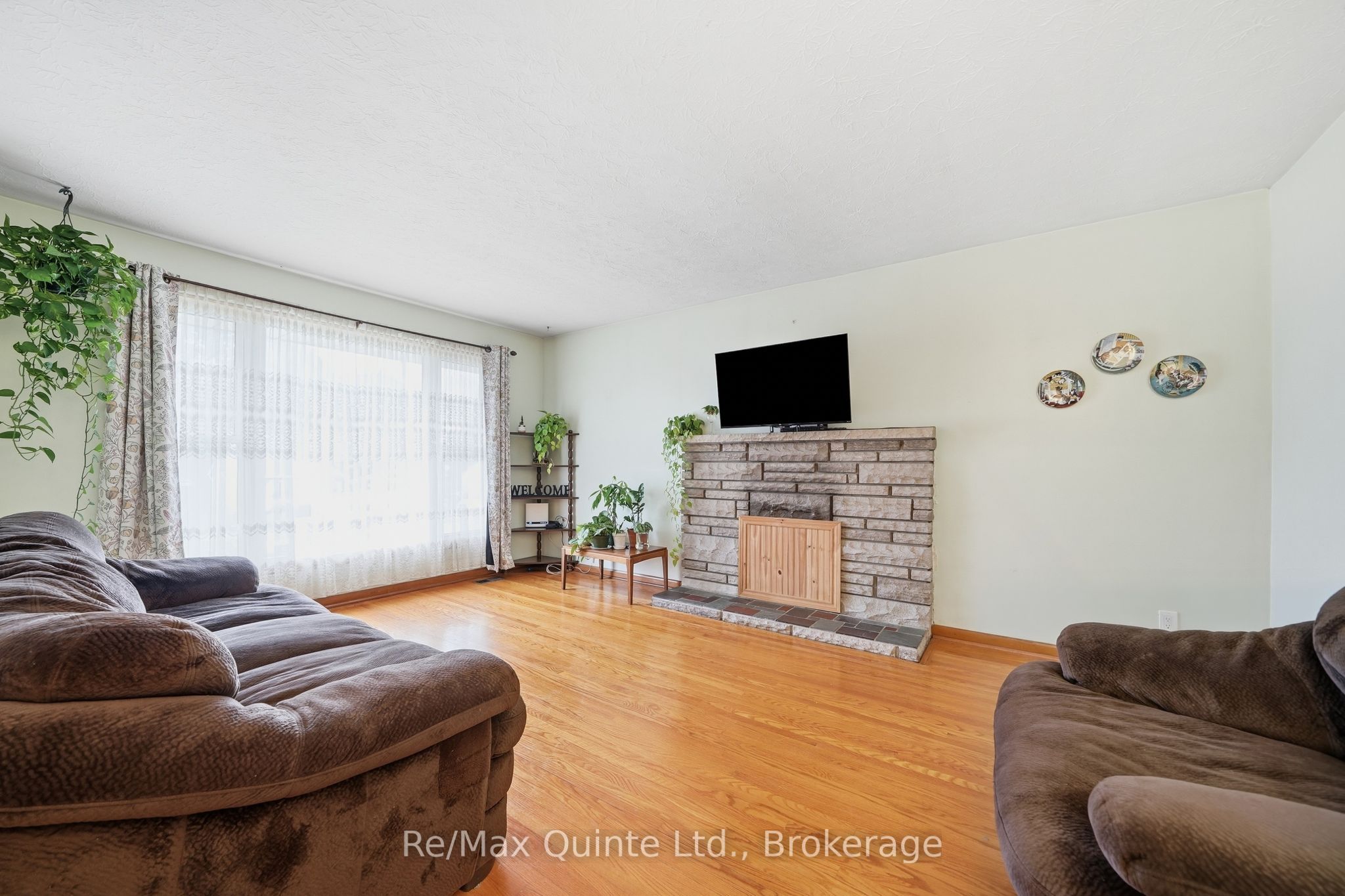 87 Orchard Drive, Belleville, ON K8P 2K6 photo 4