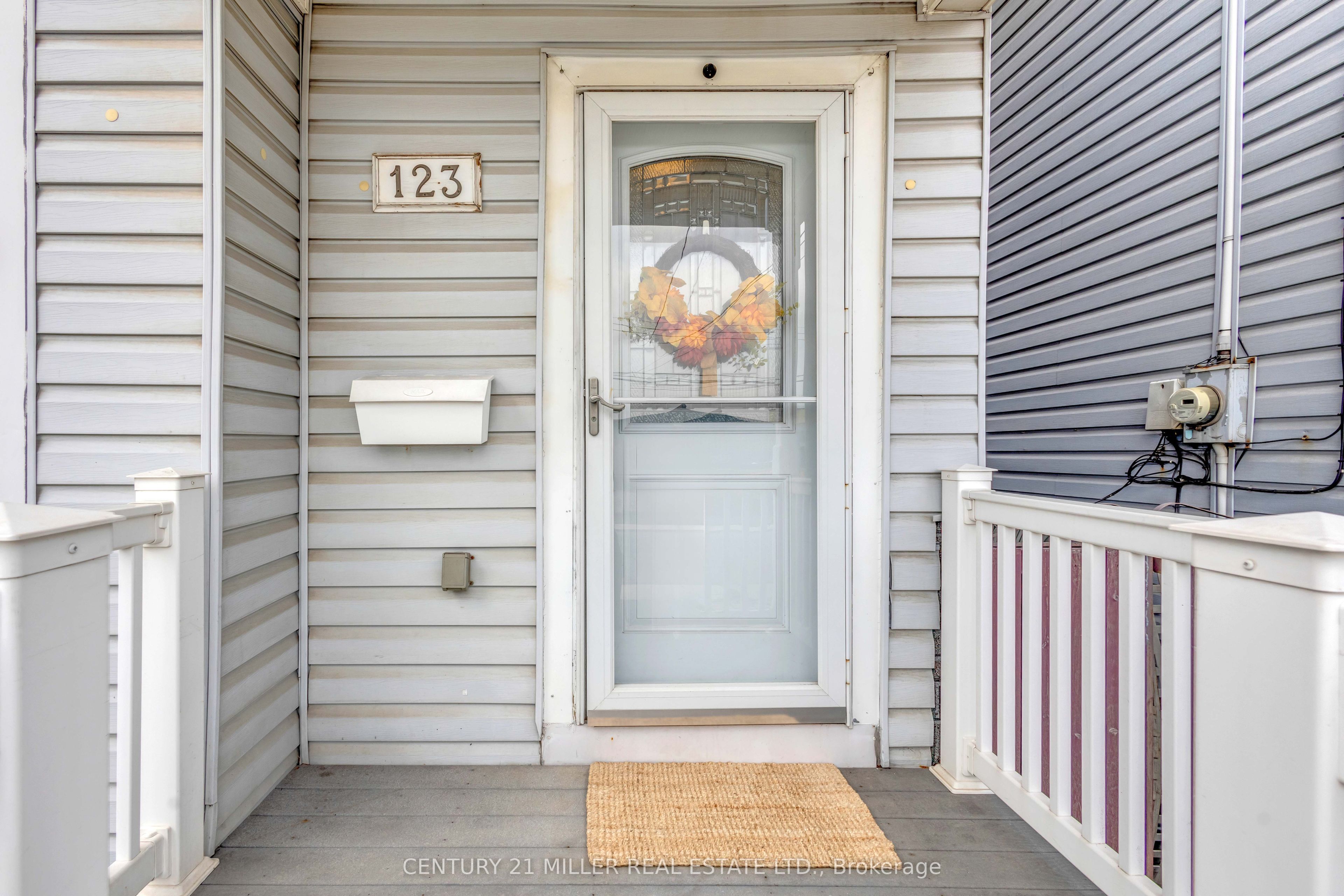 123 Hillyard Street, Hamilton, ON L8L 6B5 photo 3