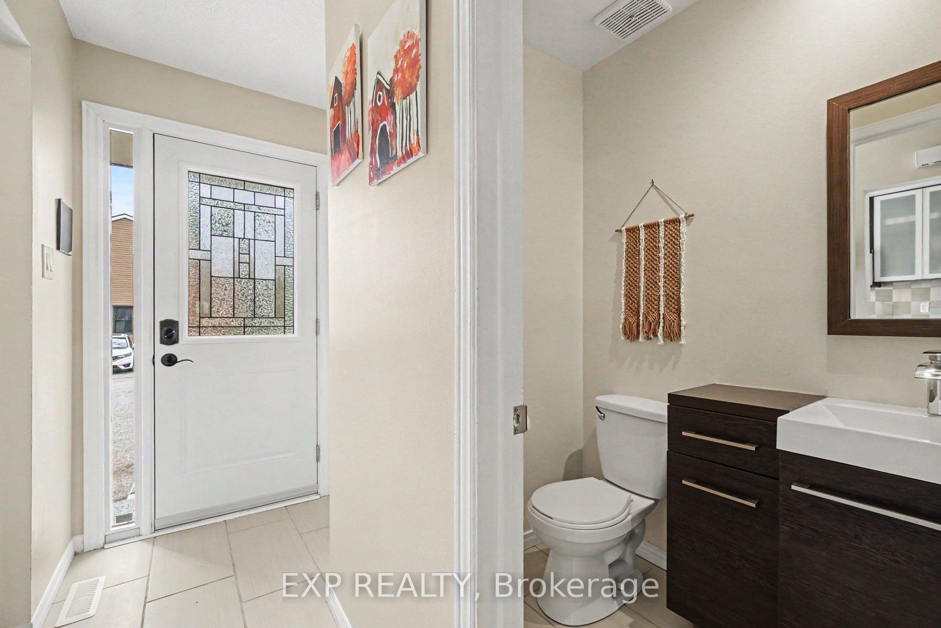 2030 Kelden Crescent 35, Blackburn Hamlet, ON K1B 4X9 photo 3