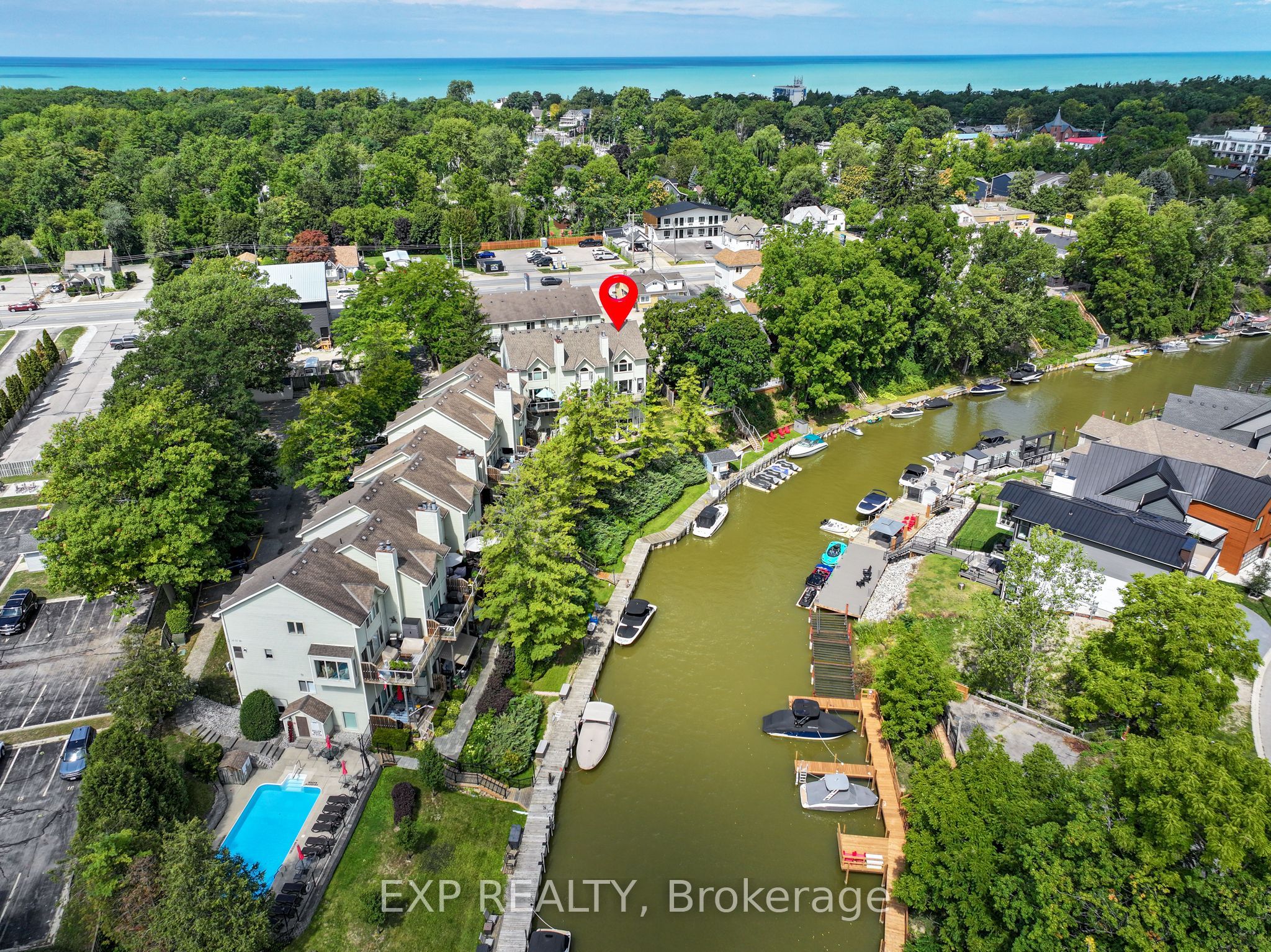 40 Ontario Street S 4, Lambton Shores, ON N0M 1T0 photo 3