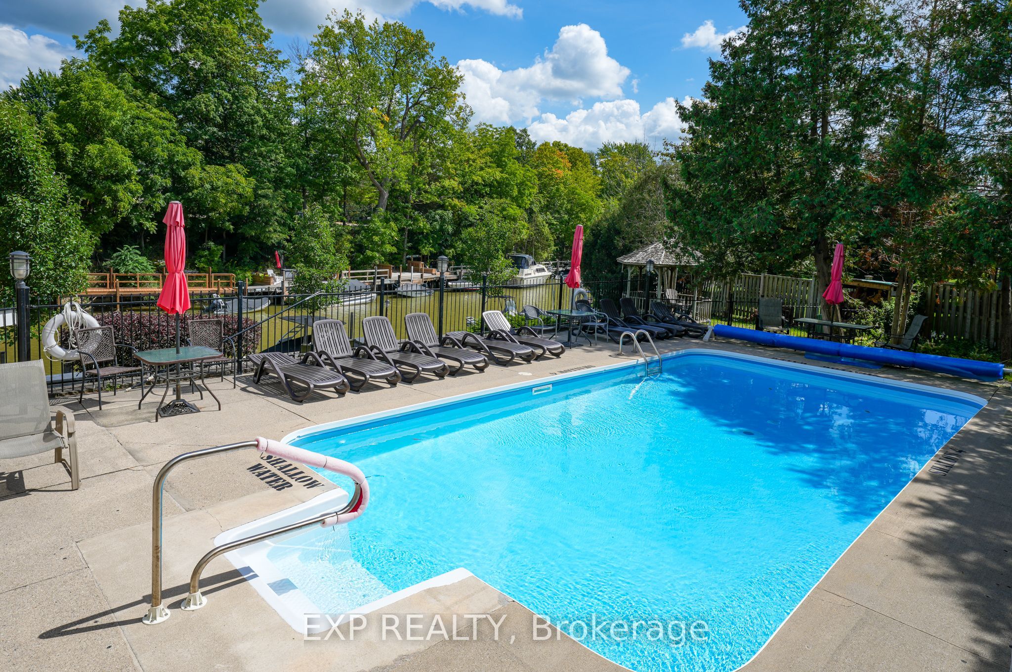 40 Ontario Street S 4, Lambton Shores, ON N0M 1T0 photo 5