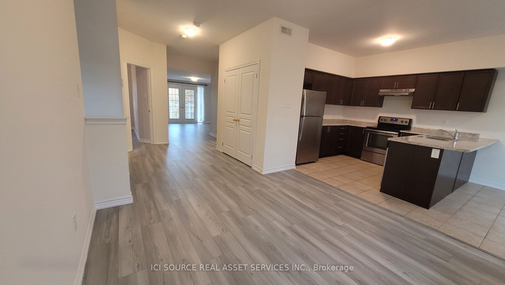 403 Westwood Drive 3, Kitchener, ON N2M 0B5 photo 4