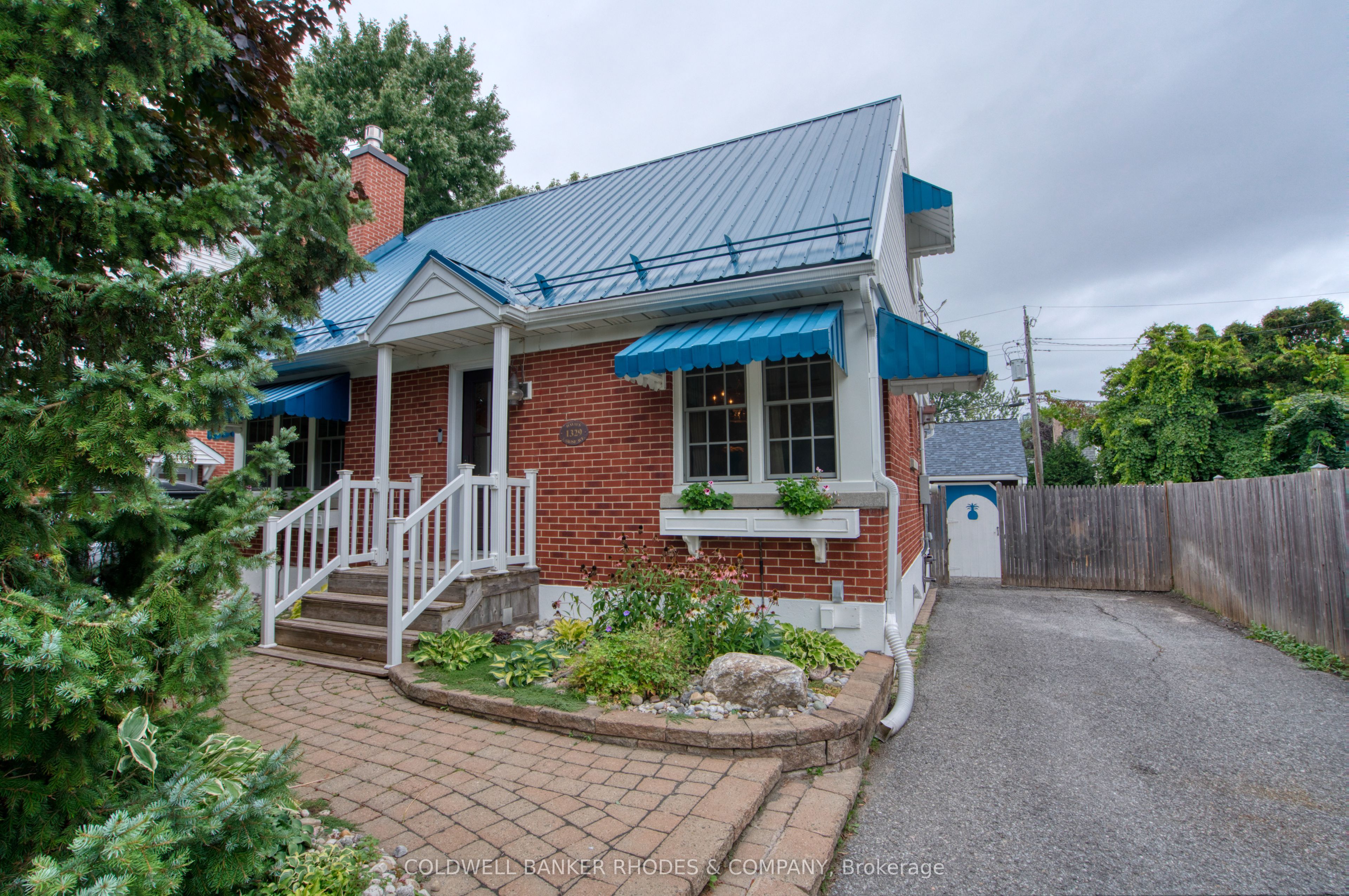 1329 Larose Avenue, Carlington - Central Park, ON K1Z 7X4 photo 3