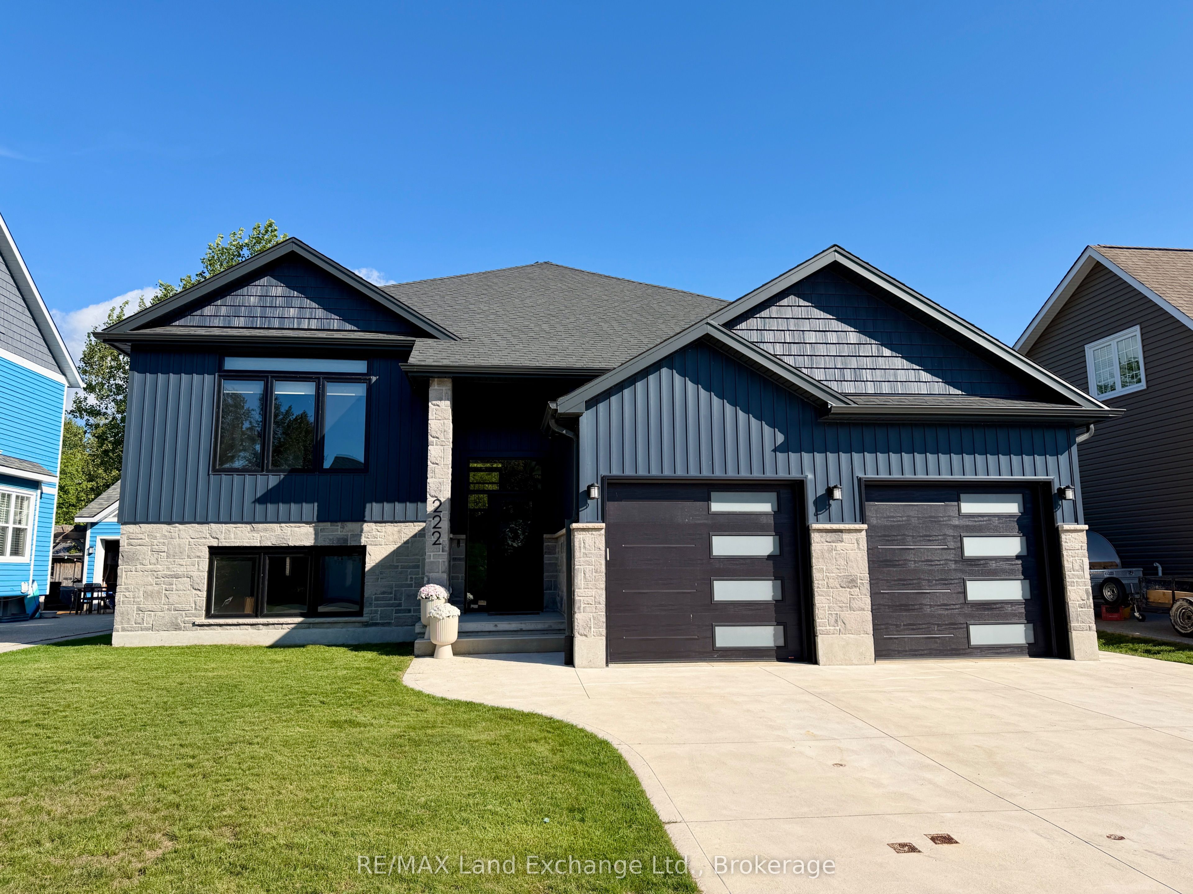222 Emerald Drive, Saugeen Shores, ON N0H 2L0 photo 2