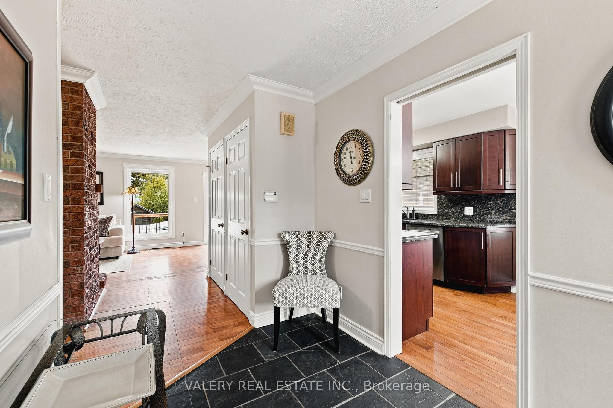456 Lorindale Street, Waterloo, ON N2K 2P6 photo 3