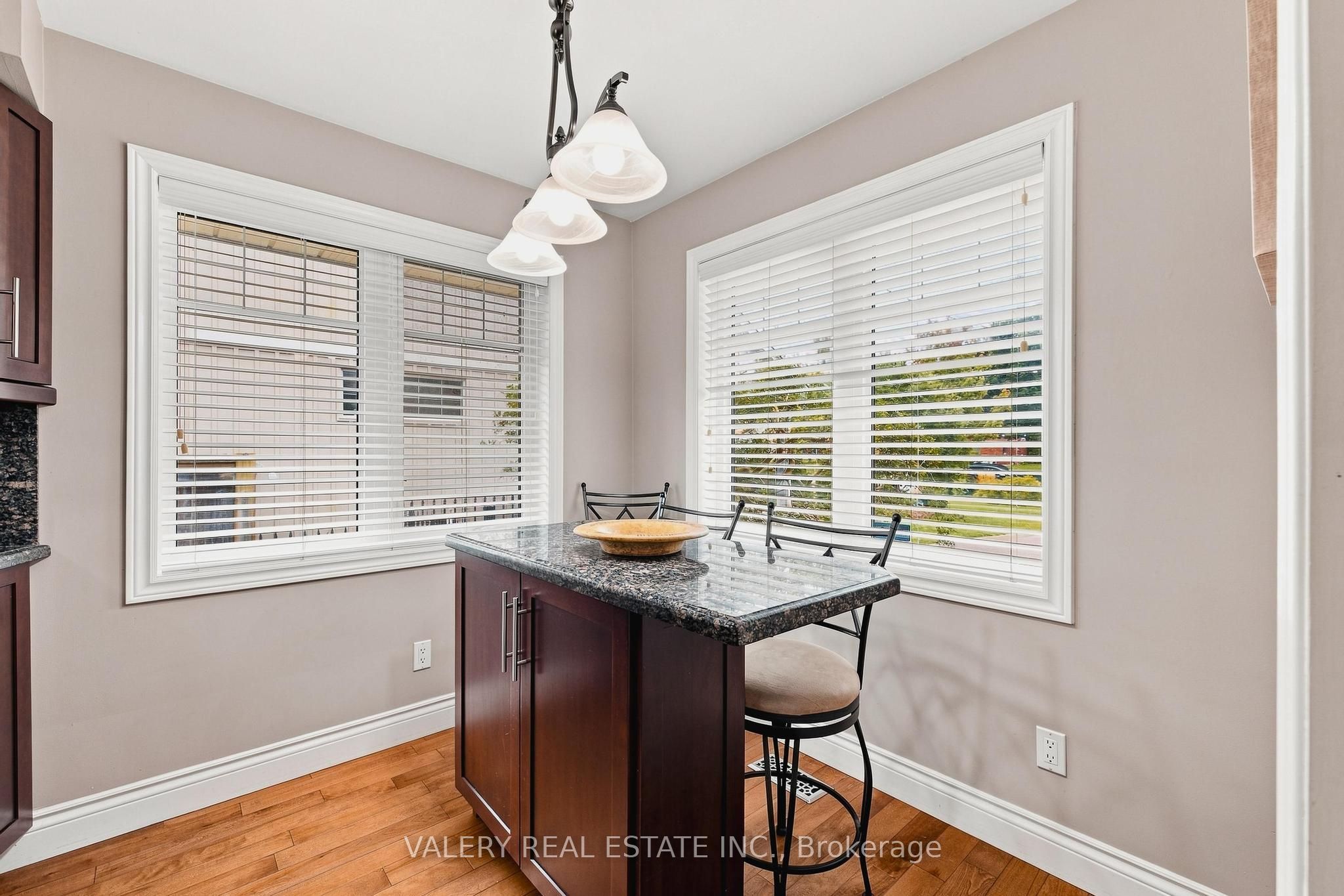 456 Lorindale Street, Waterloo, ON N2K 2P6 photo 5