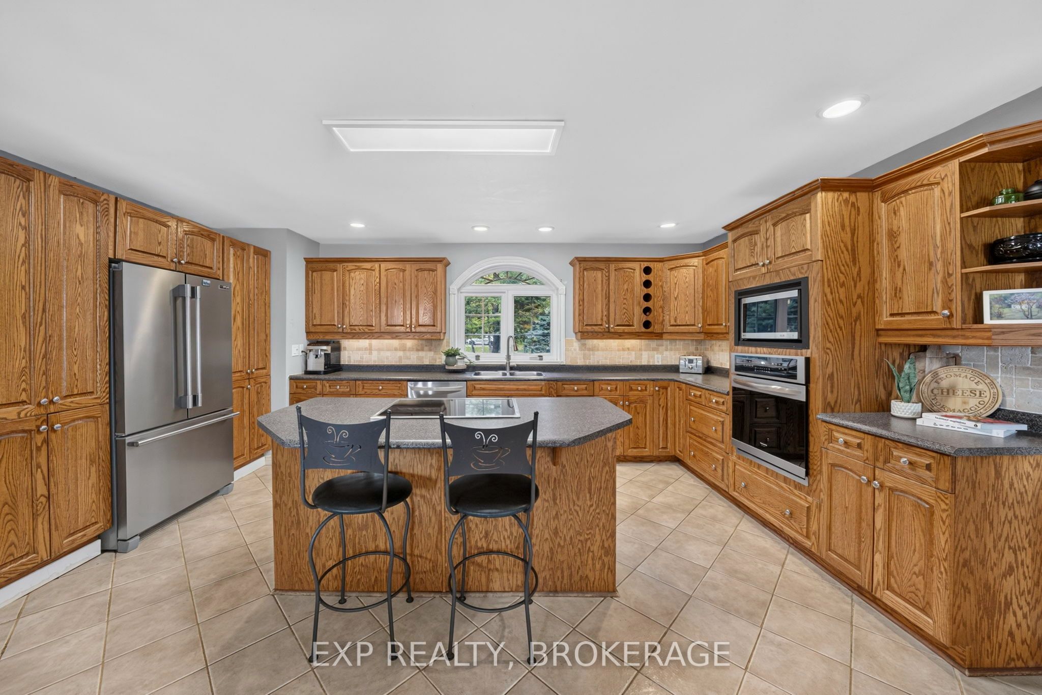 182 Nicholson Point Road, Loyalist, ON K0H 1G0 photo 4