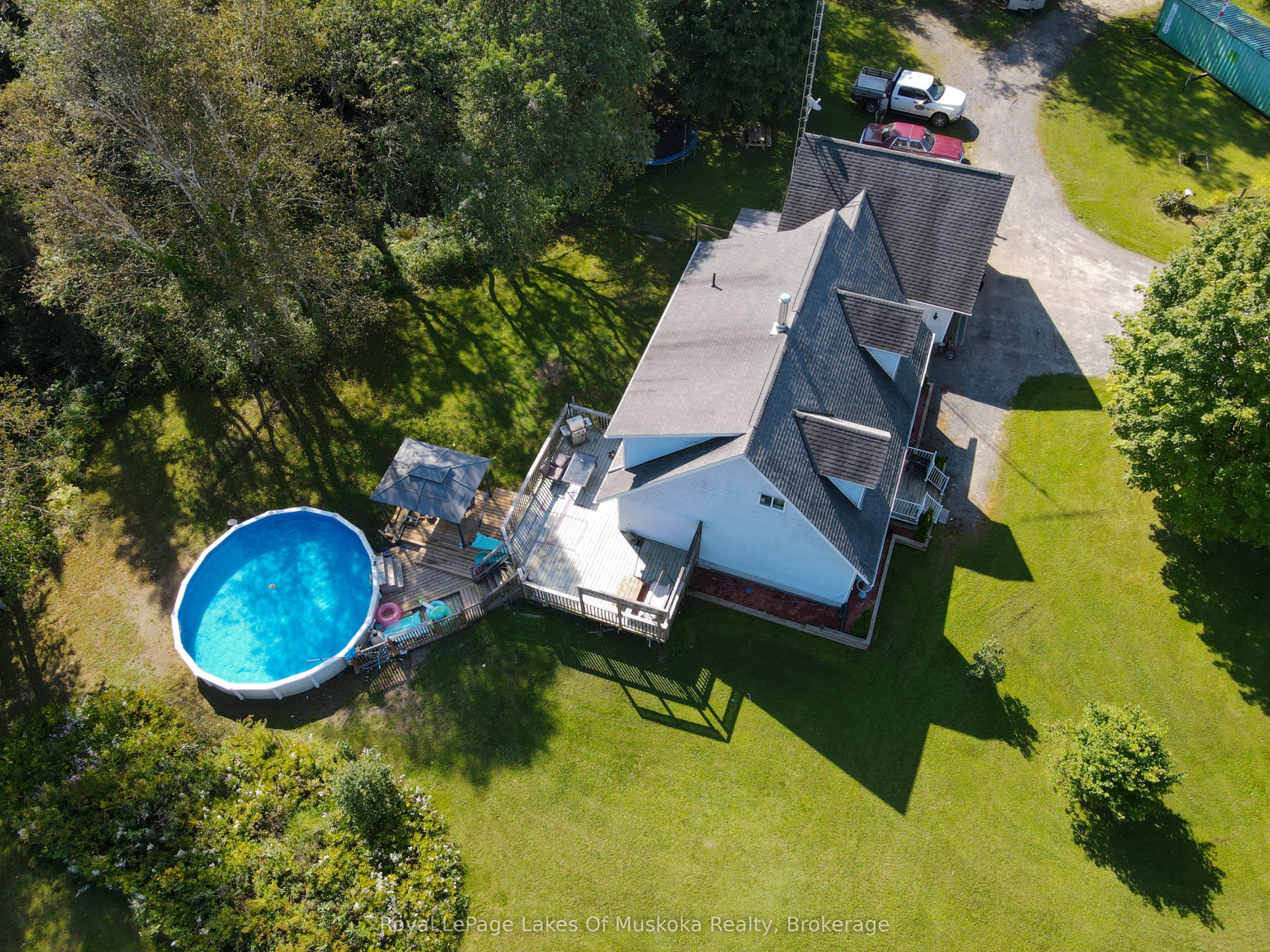 911 Deer Lake Road, Huntsville, ON P0B 1L0 photo 3