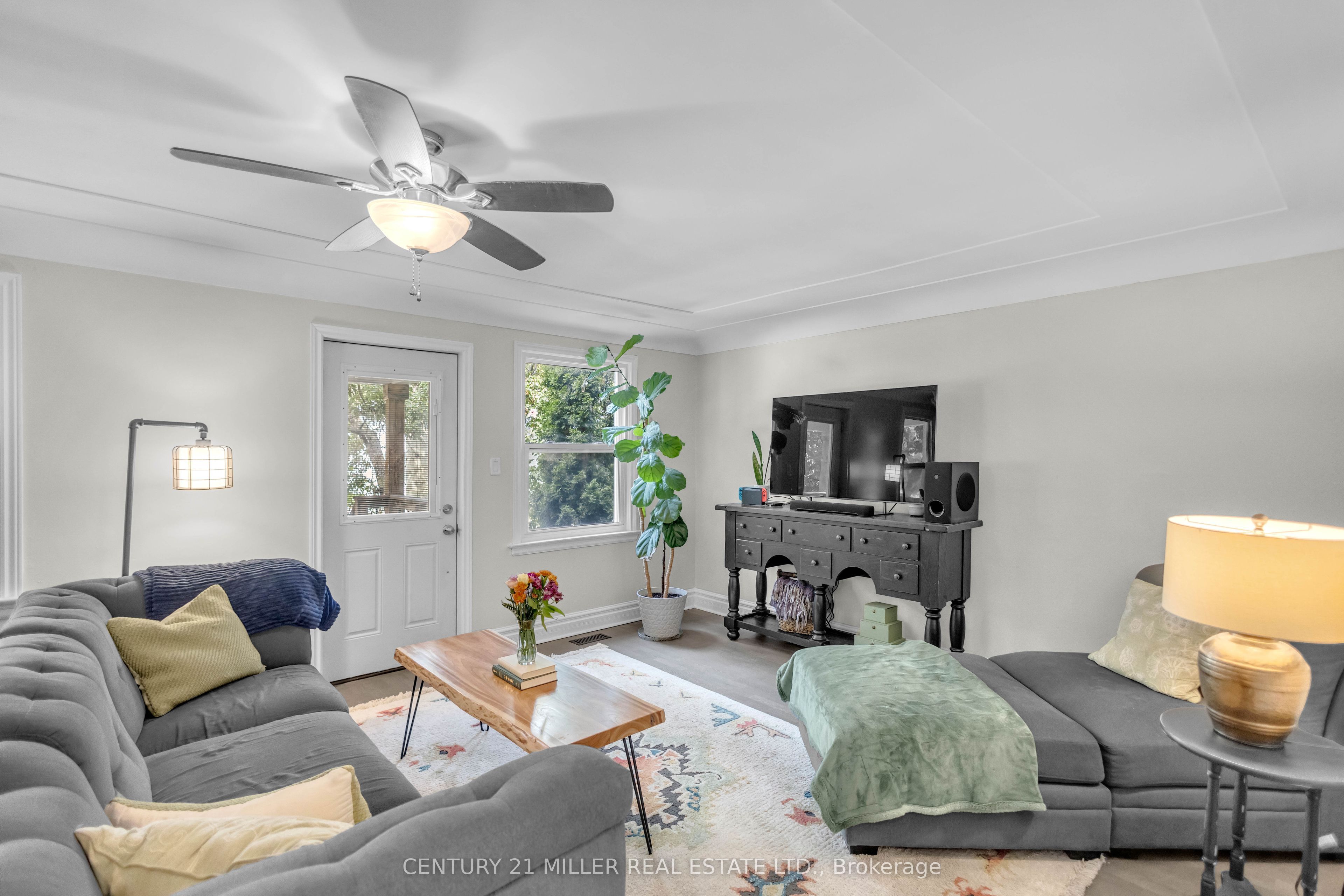 16 Wexford Avenue N, Hamilton, ON L8H 4M1 photo 3
