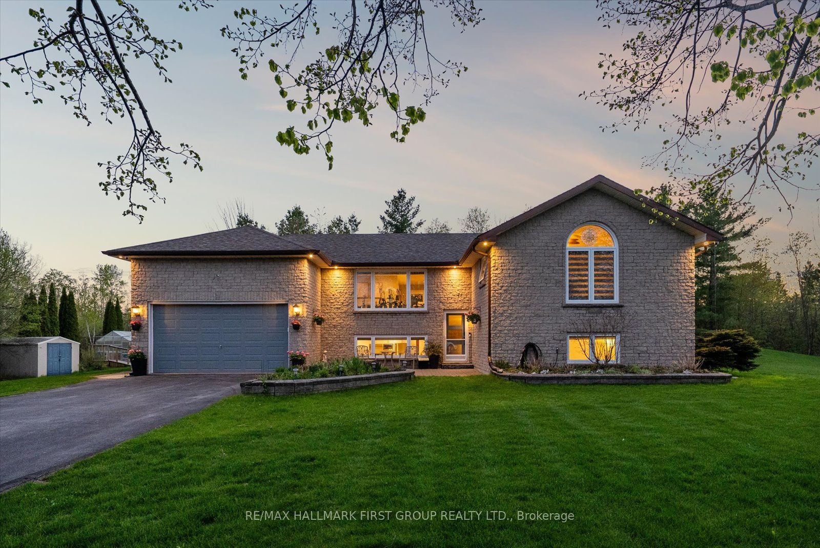 2720 Castle Hill Drive, Hamilton Township, ON K9A 0M3 photo 2