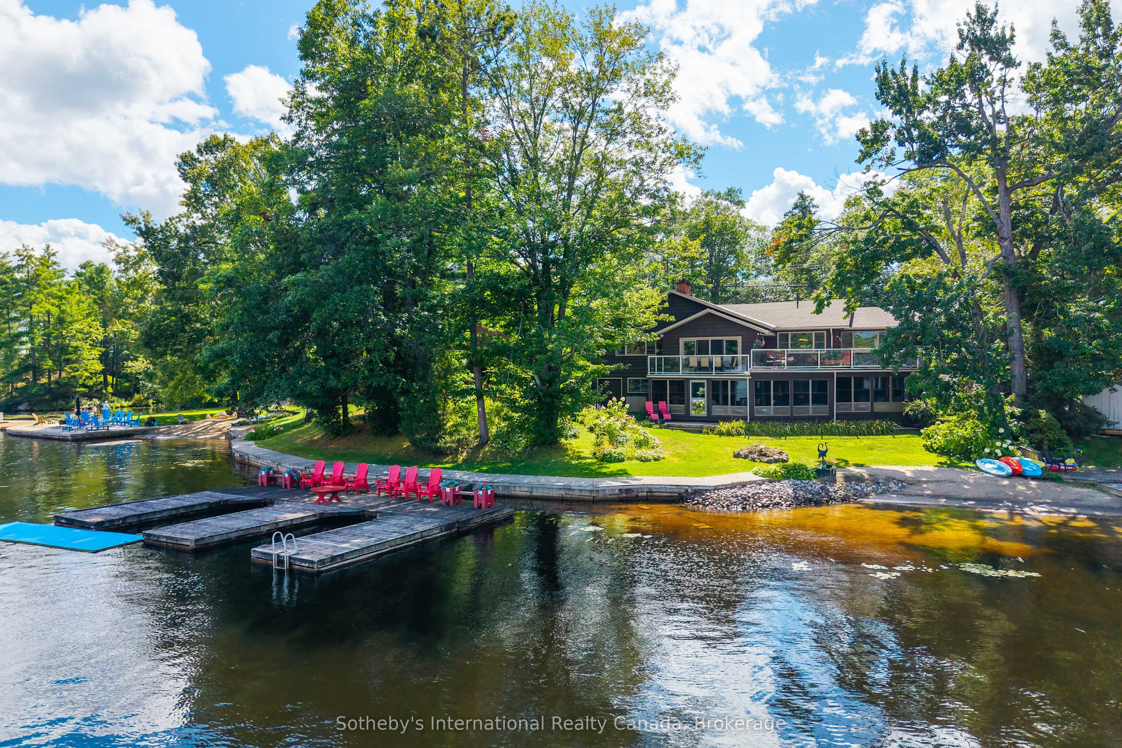 1240 North Kahshe Lake Road 2, Gravenhurst, ON P0G 1E0 photo 2