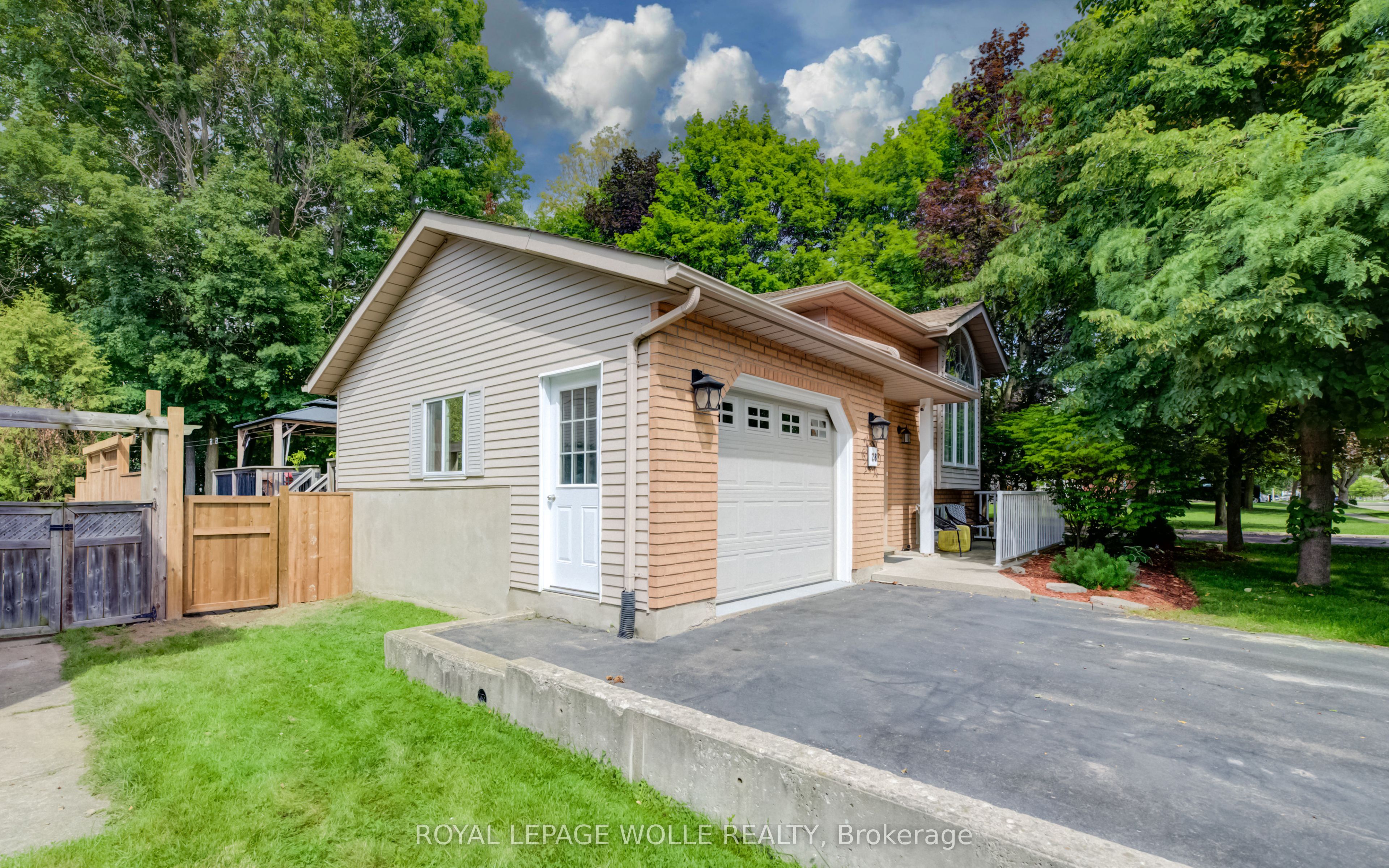 28 Forrest Avenue W, Wilmot, ON N3A 1Y1 photo 2