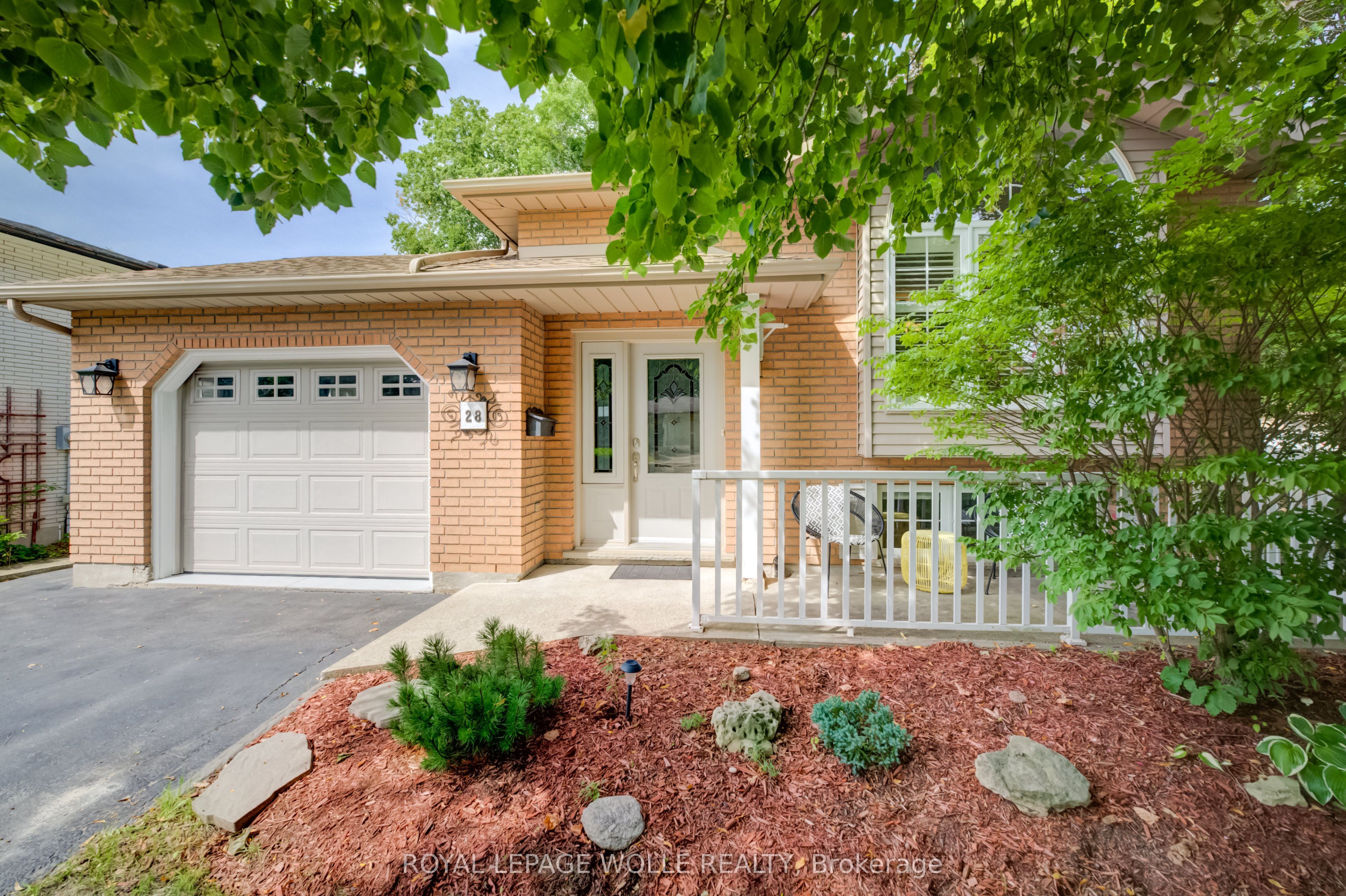 28 Forrest Avenue W, Wilmot, ON N3A 1Y1 photo 5