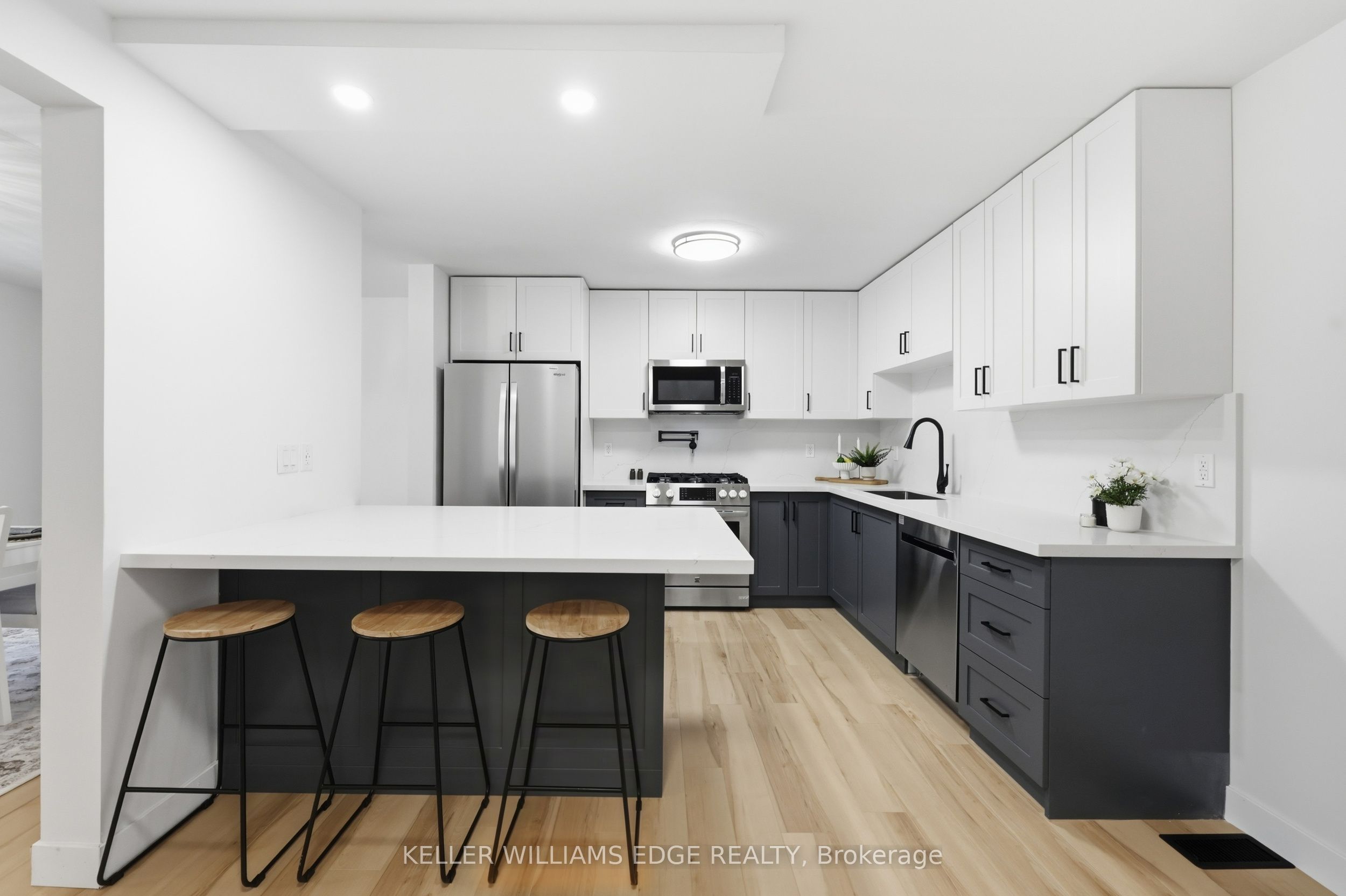 43 Champlain Avenue, Hamilton, ON L8G 2H5 photo 4