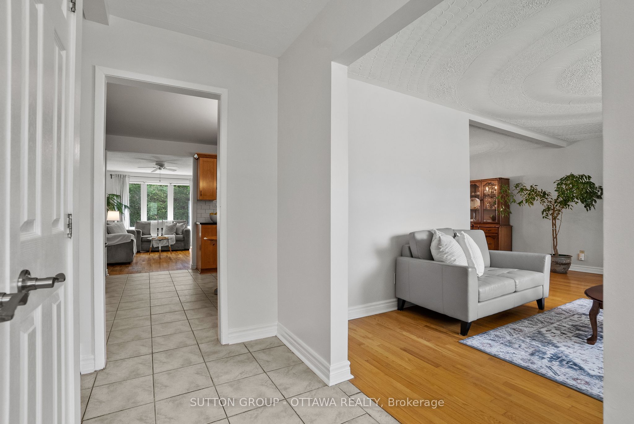 45 Larkspur Drive, Bells Corners and South to Fallowfield, ON K2H 6K8 photo 5