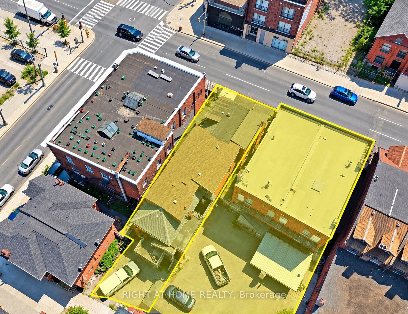 663 KING Street E, Hamilton, ON L8N 1E5 photo 5