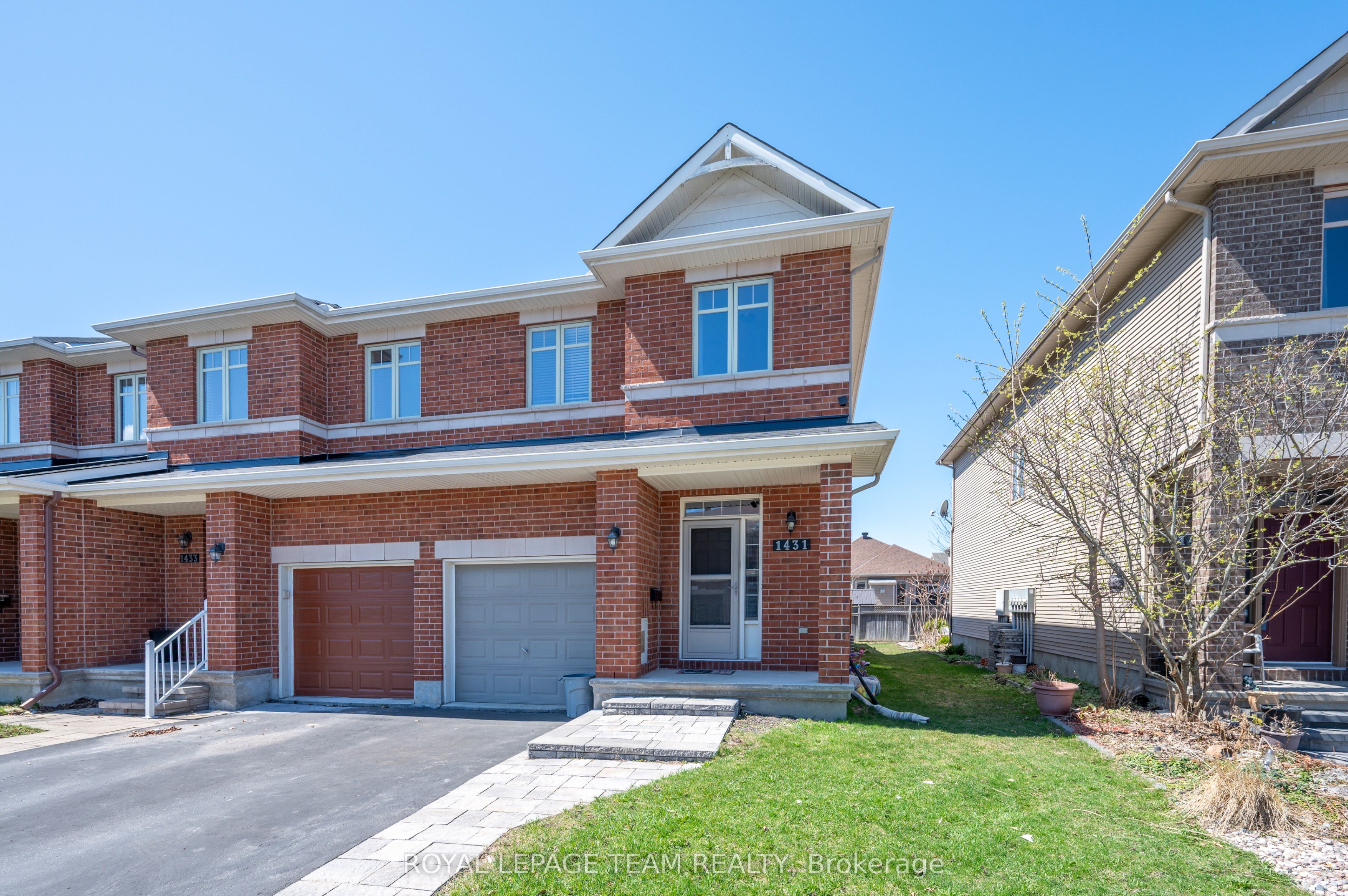 1431 Comfrey Crescent, Orleans - Cumberland and Area, ON K4A 0L8 photo 2