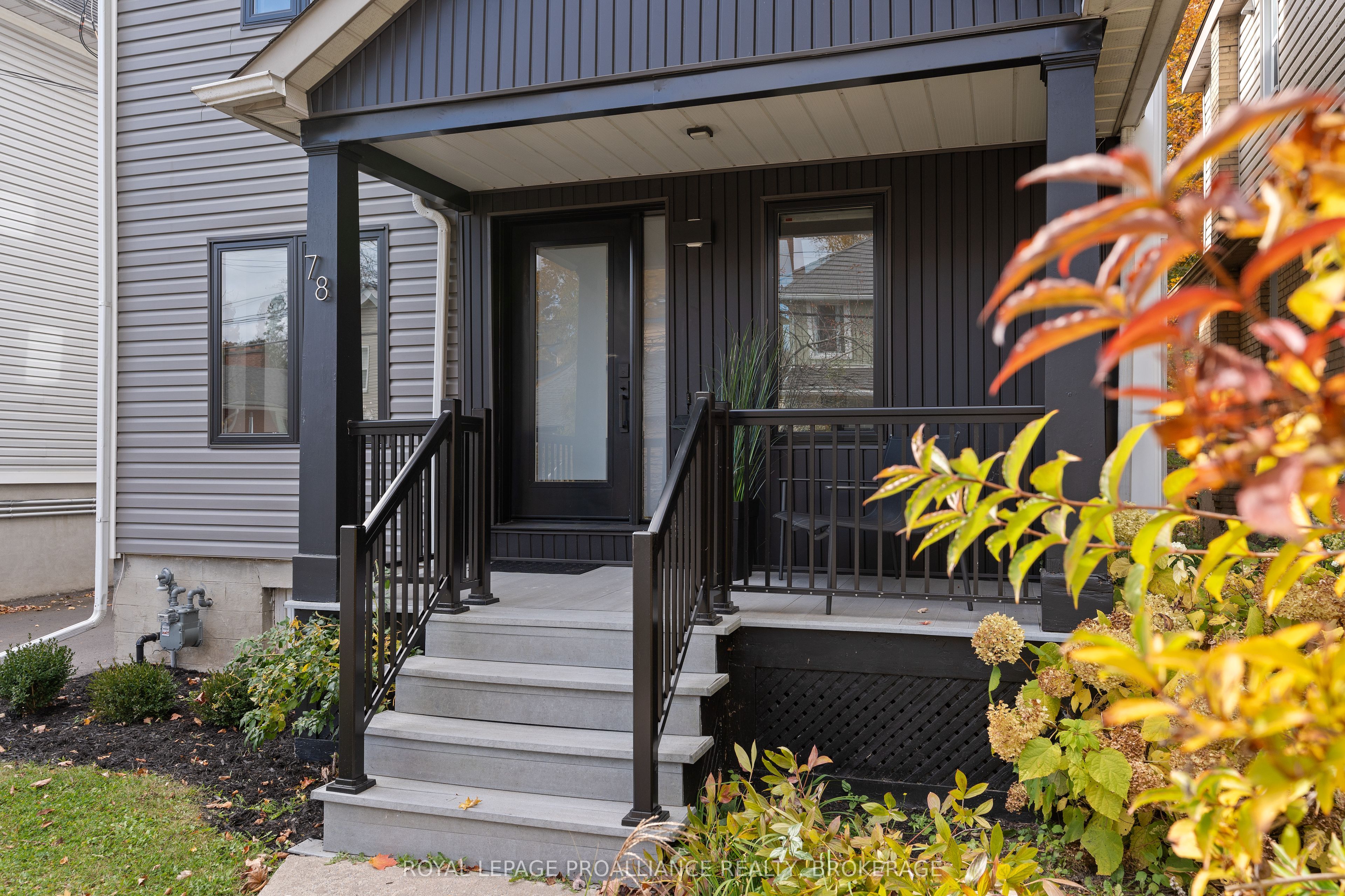 78 Pembroke Street, Kingston, ON K7L 4N7 photo 3