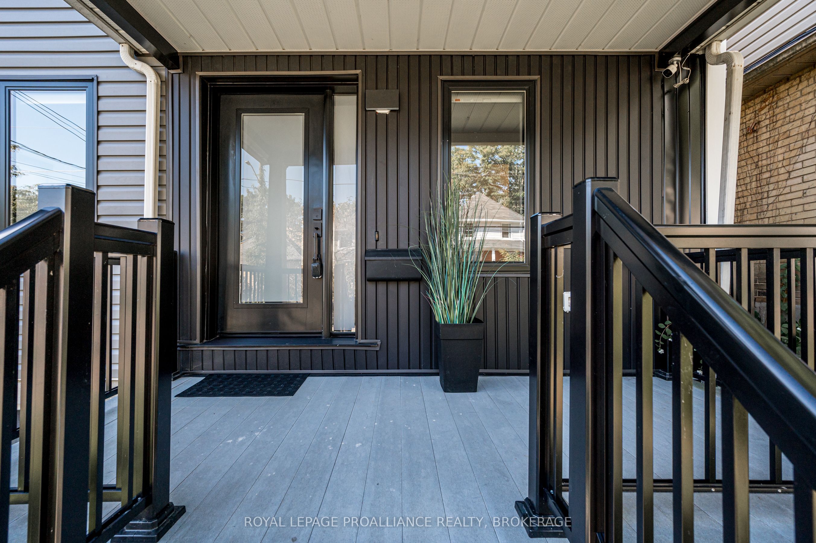 78 Pembroke Street, Kingston, ON K7L 4N7 photo 4