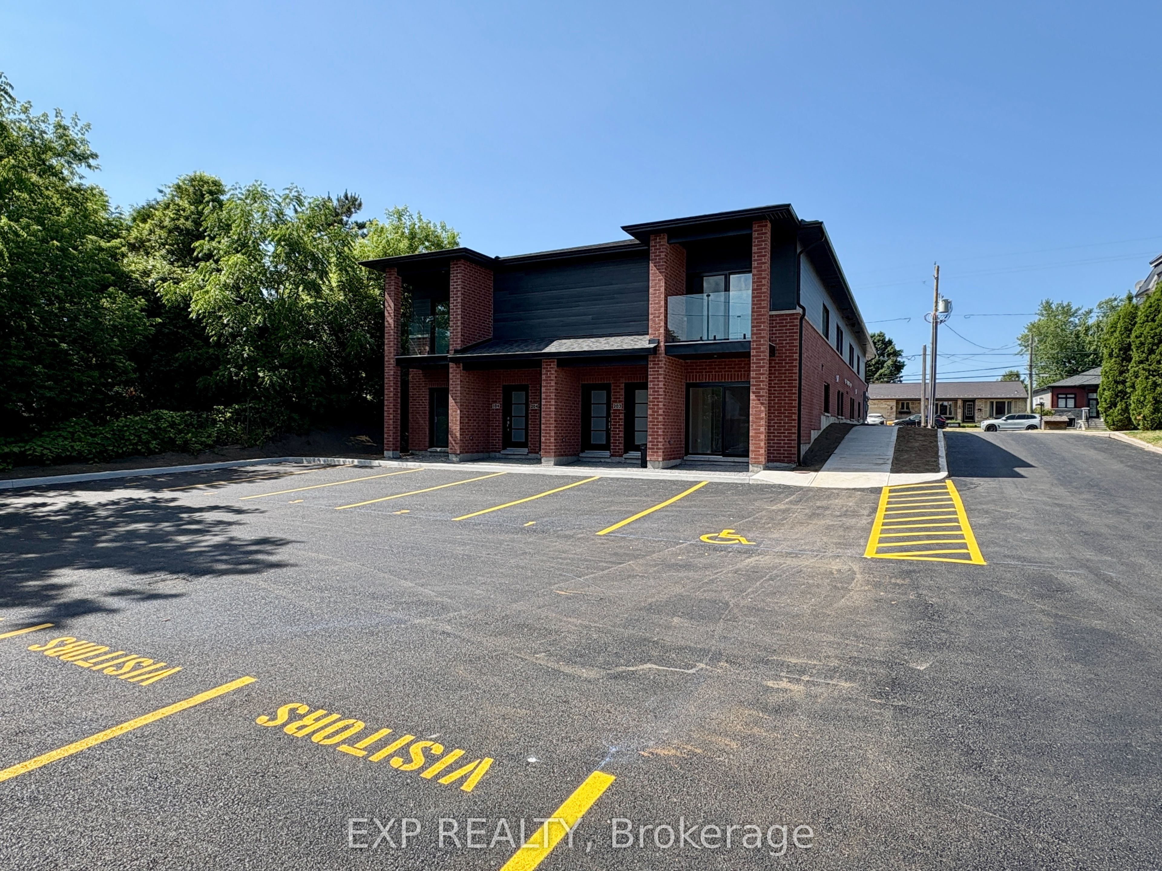 897 Laurier Street 104, Clarence-Rockland, ON K4K 1J5