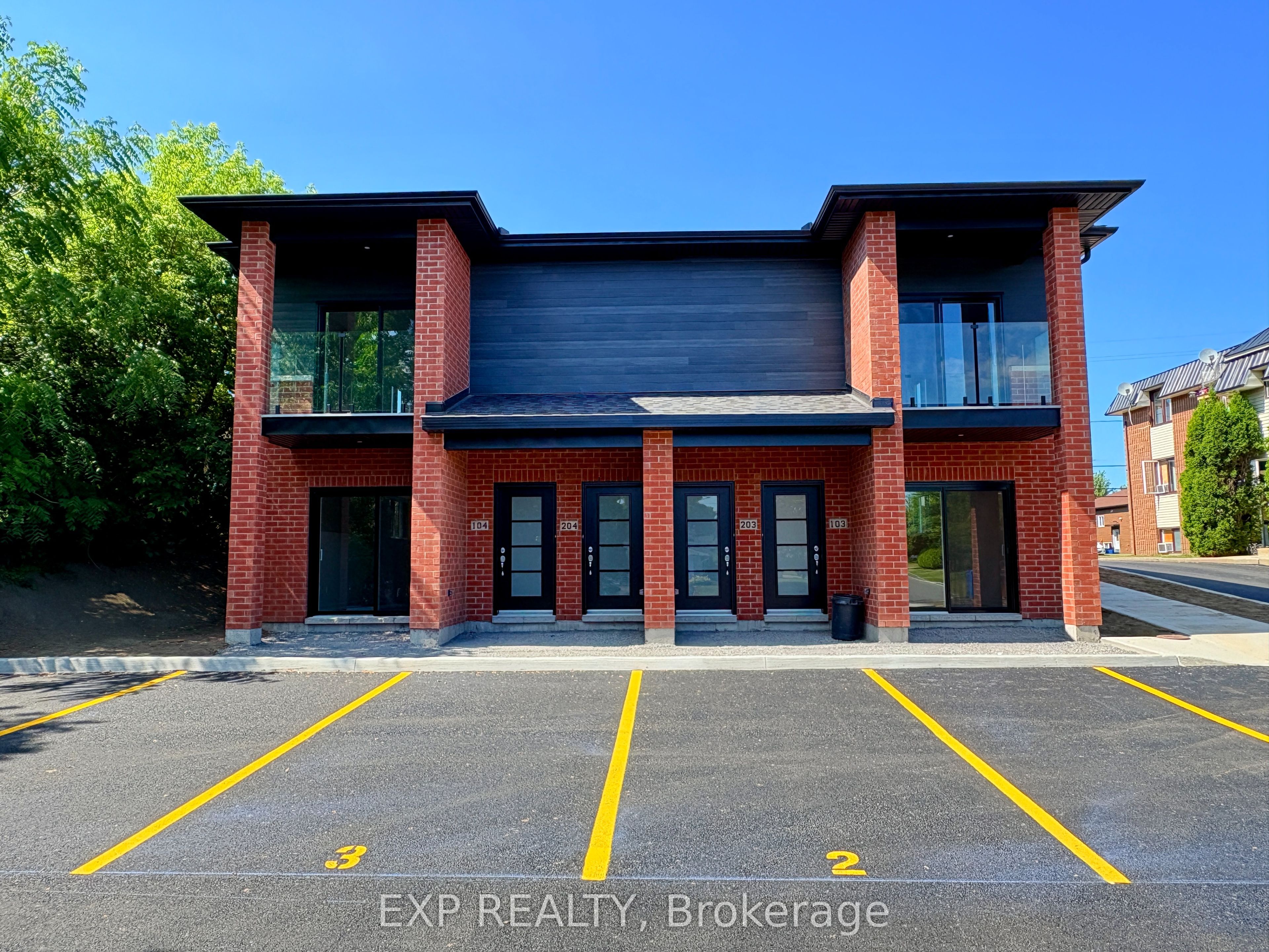 897 Laurier Street 104, Clarence-Rockland, ON K4K 1J5 photo 2
