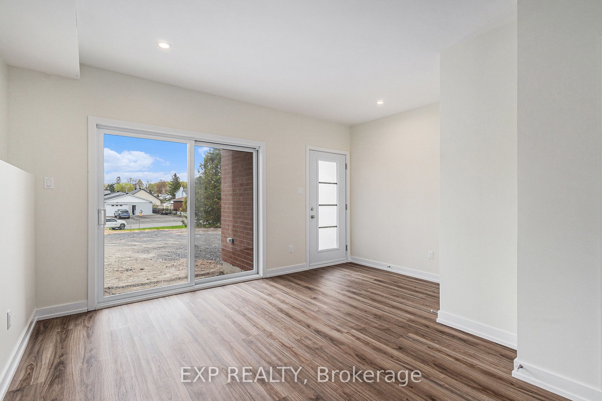 897 Laurier Street 104, Clarence-Rockland, ON K4K 1J5 photo 5