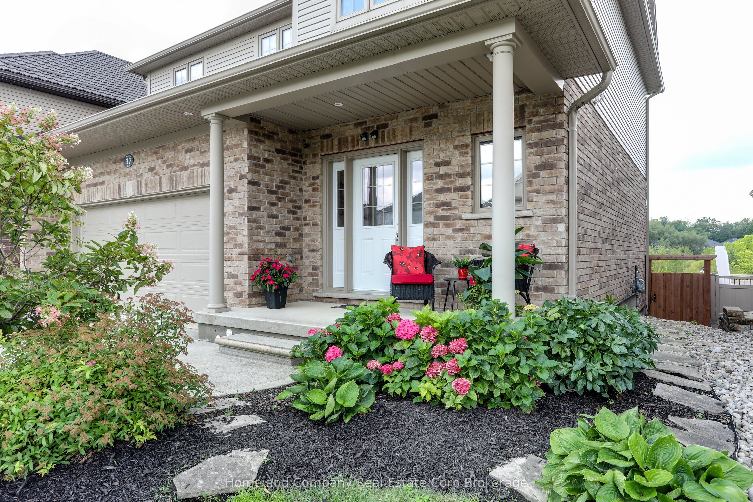 37 Thomas Street, Stratford, ON N5A 0B9 photo 5