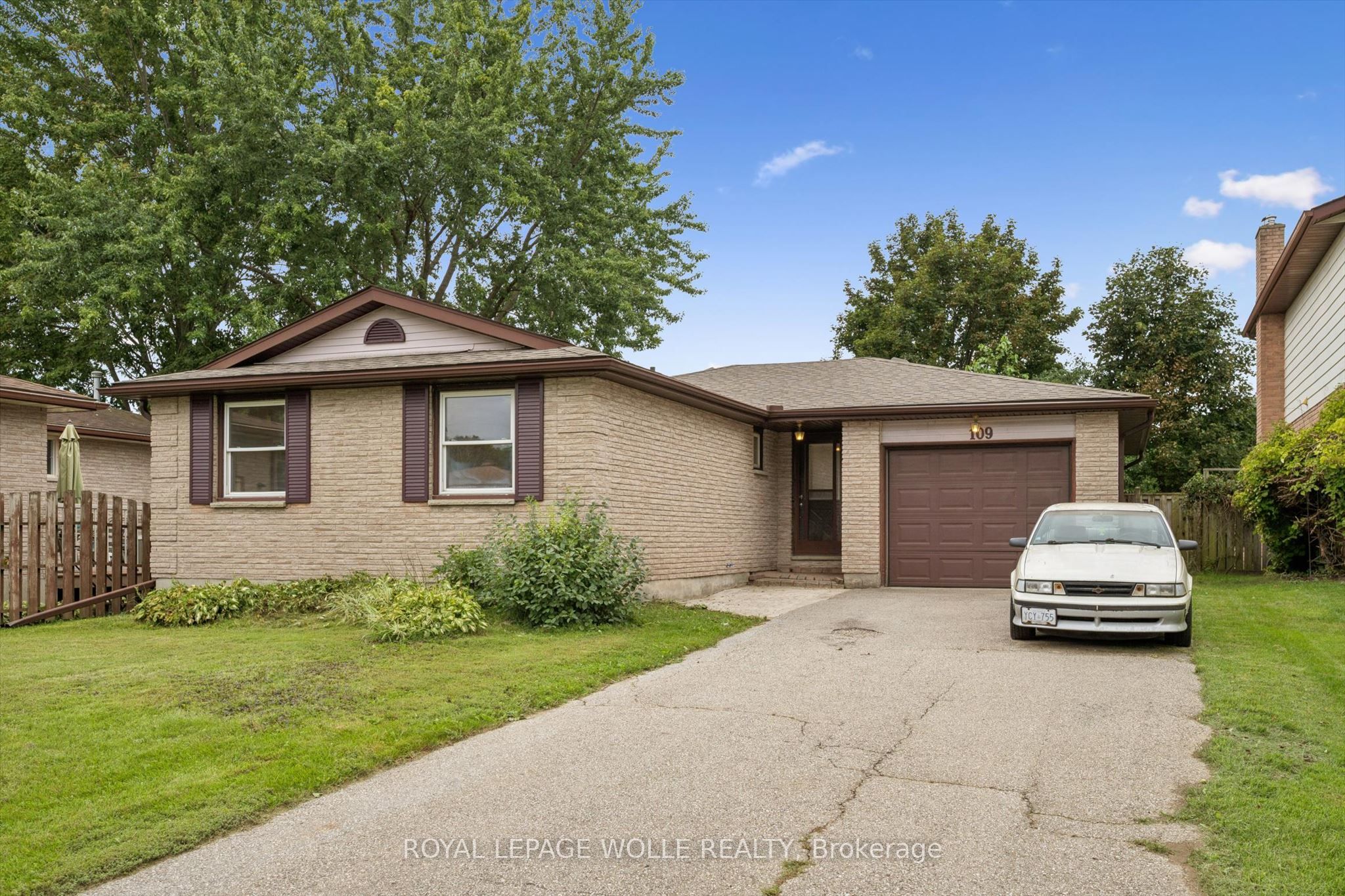 109 Deerberry Place, Waterloo, ON N2V 1G2 photo 2