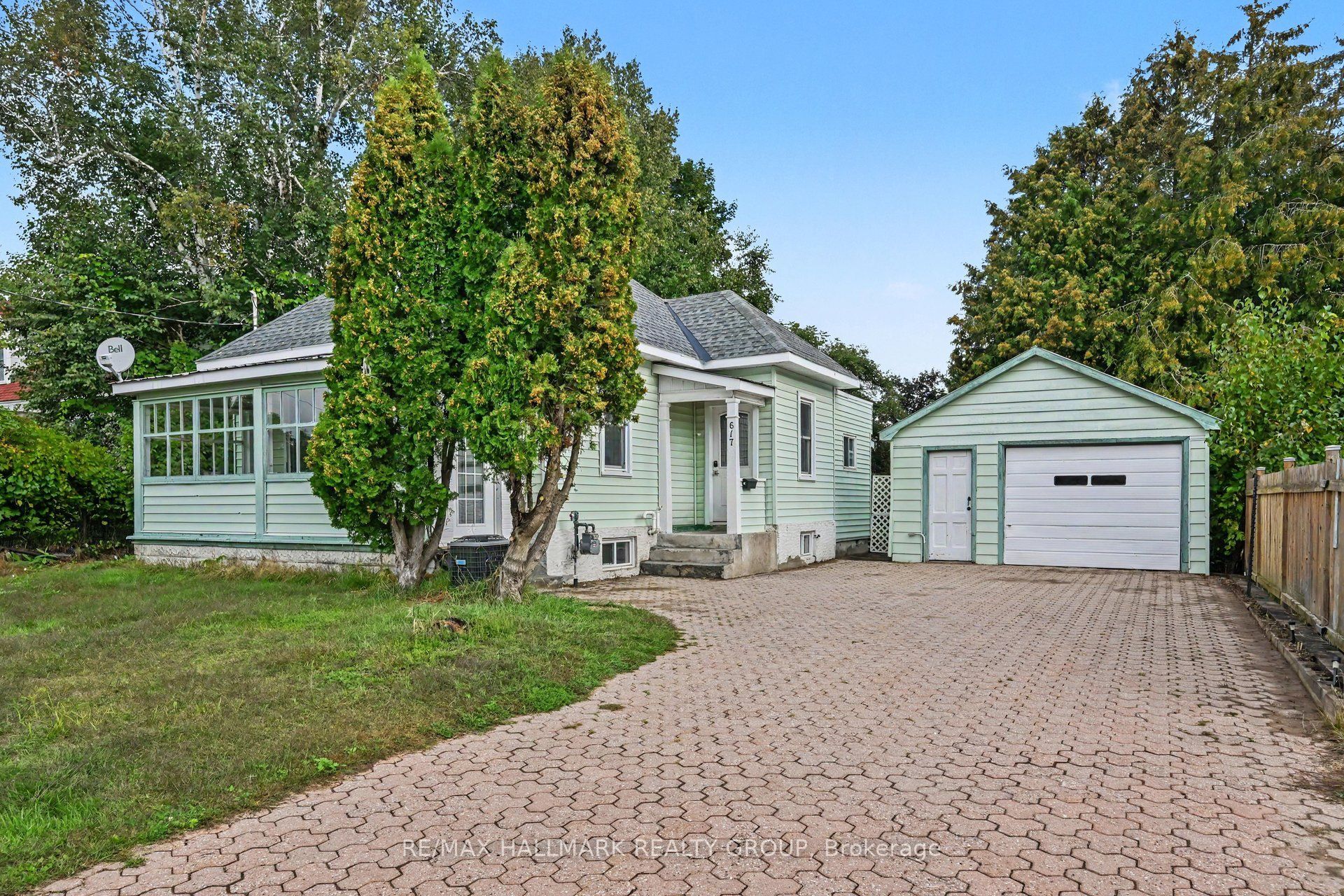 617 Roy Street W, Laurentian Valley, ON K8A 6R9