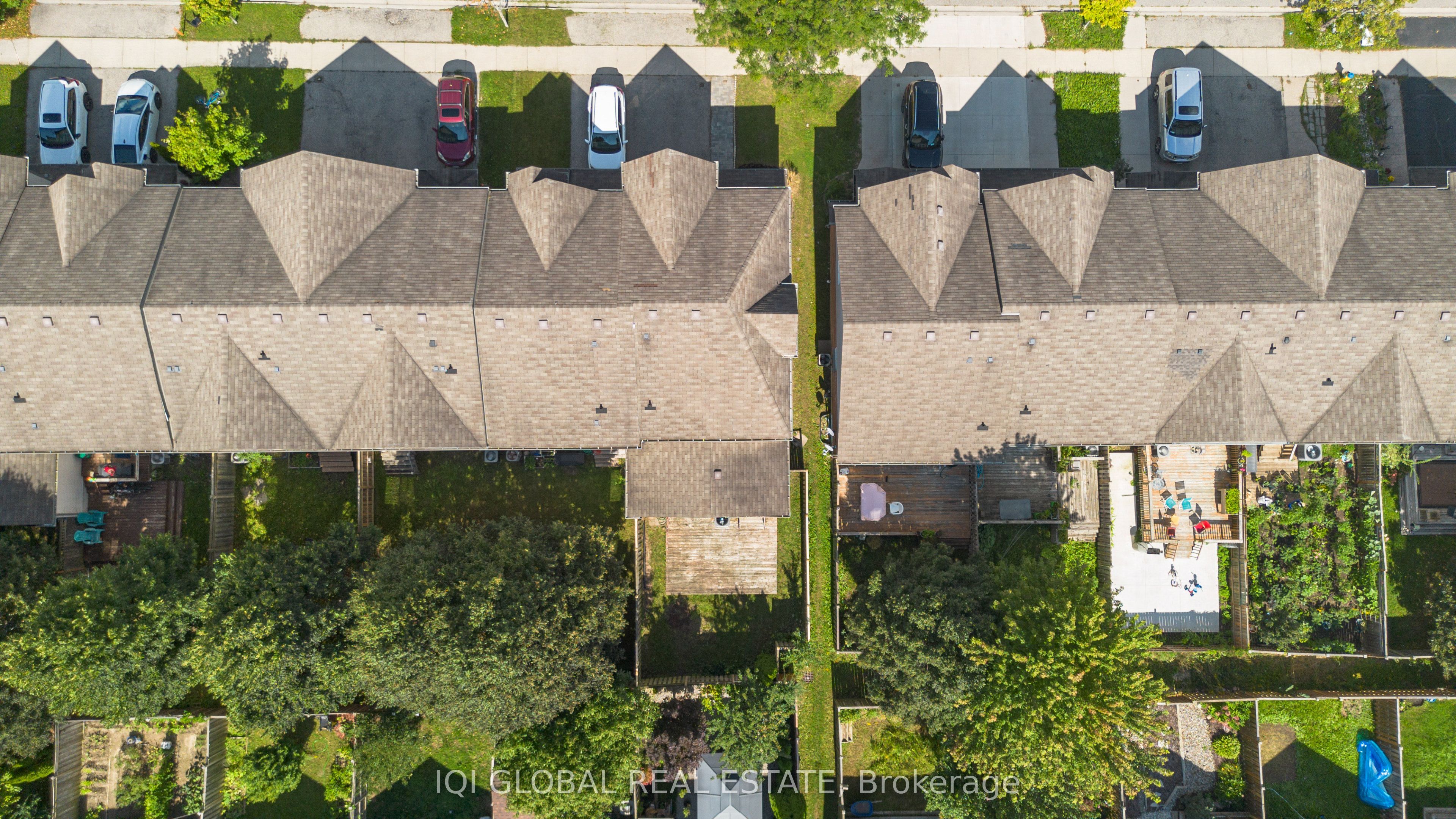 565 Wild Iris Avenue, Waterloo, ON N2V 2X5 photo 3