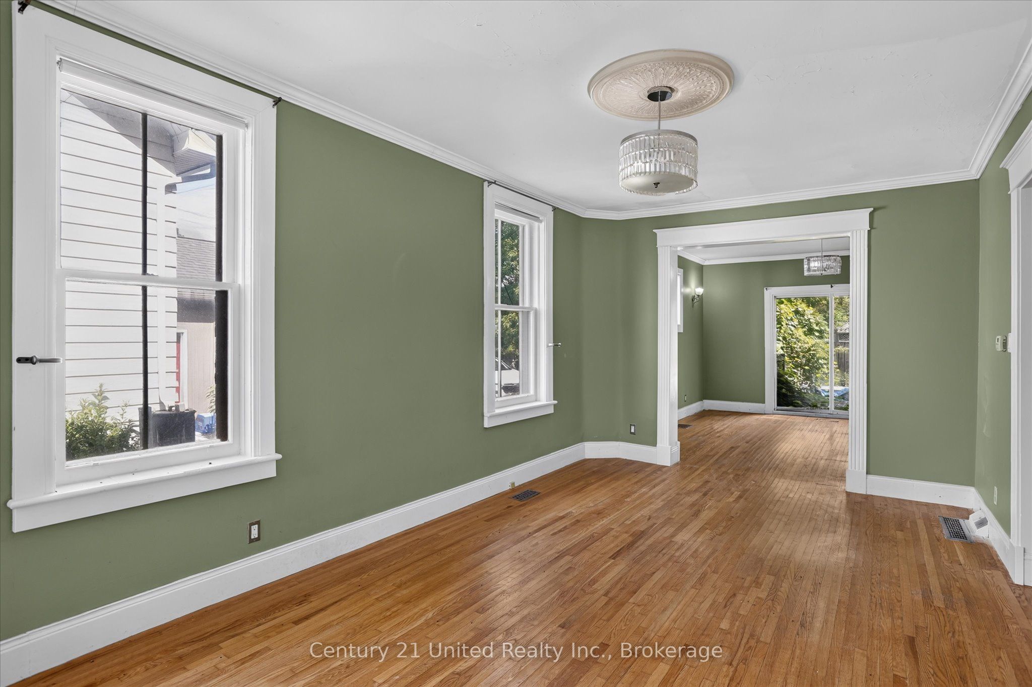 272 Burnham Street, Peterborough, ON K9H 1T3 photo 5
