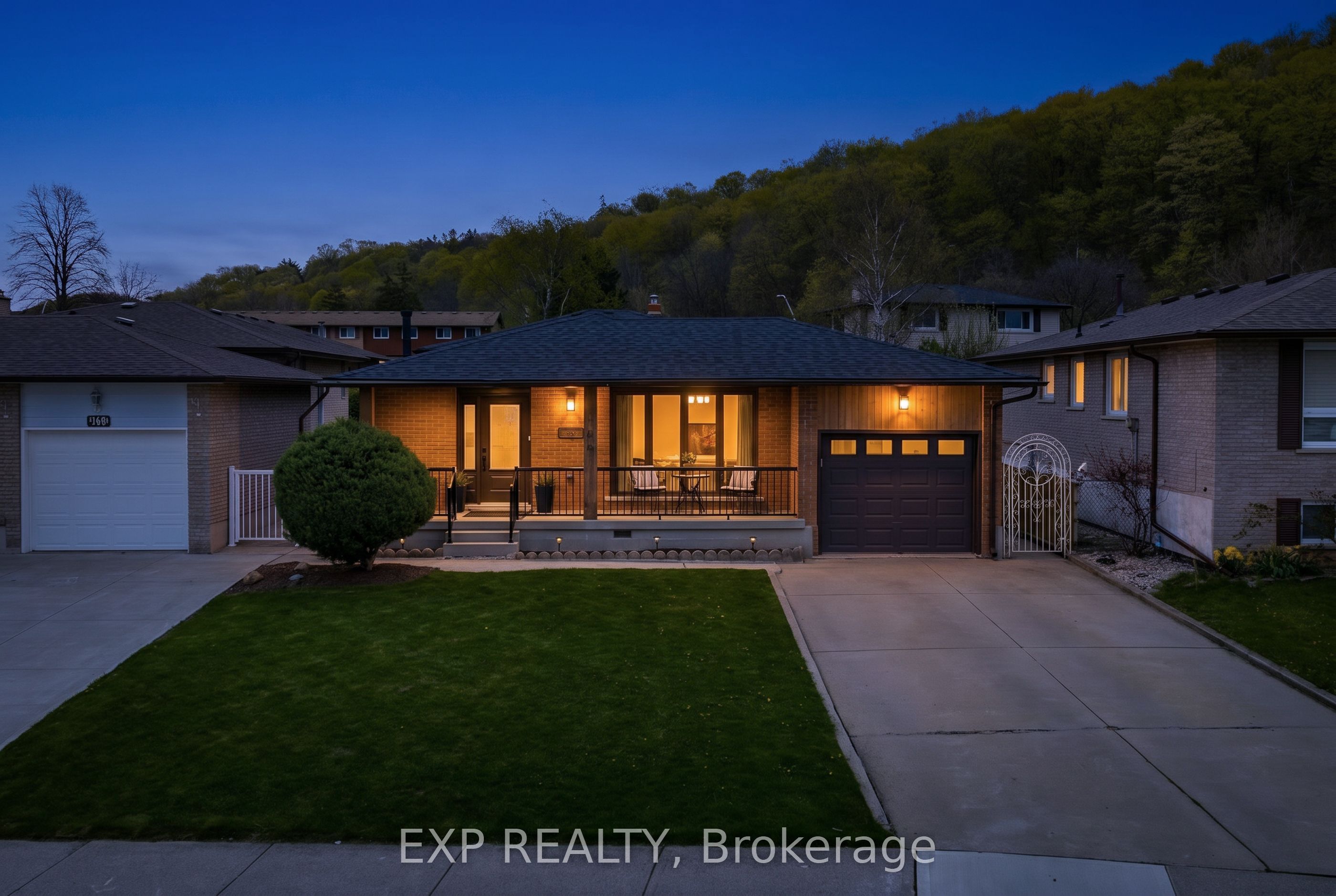 142 Marcella Crescent, Hamilton, ON L8K 6G3 photo 4