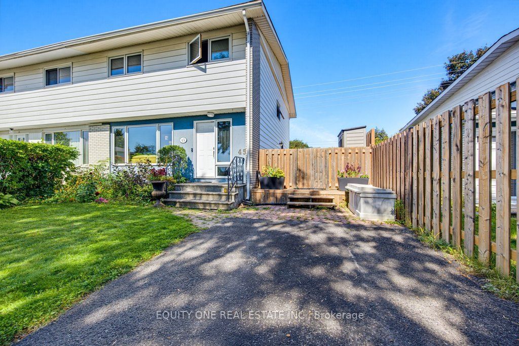 45 Southview Crescent, Cityview - Parkwoods Hills - Rideau Shore, ON K2E 5R4 photo 2