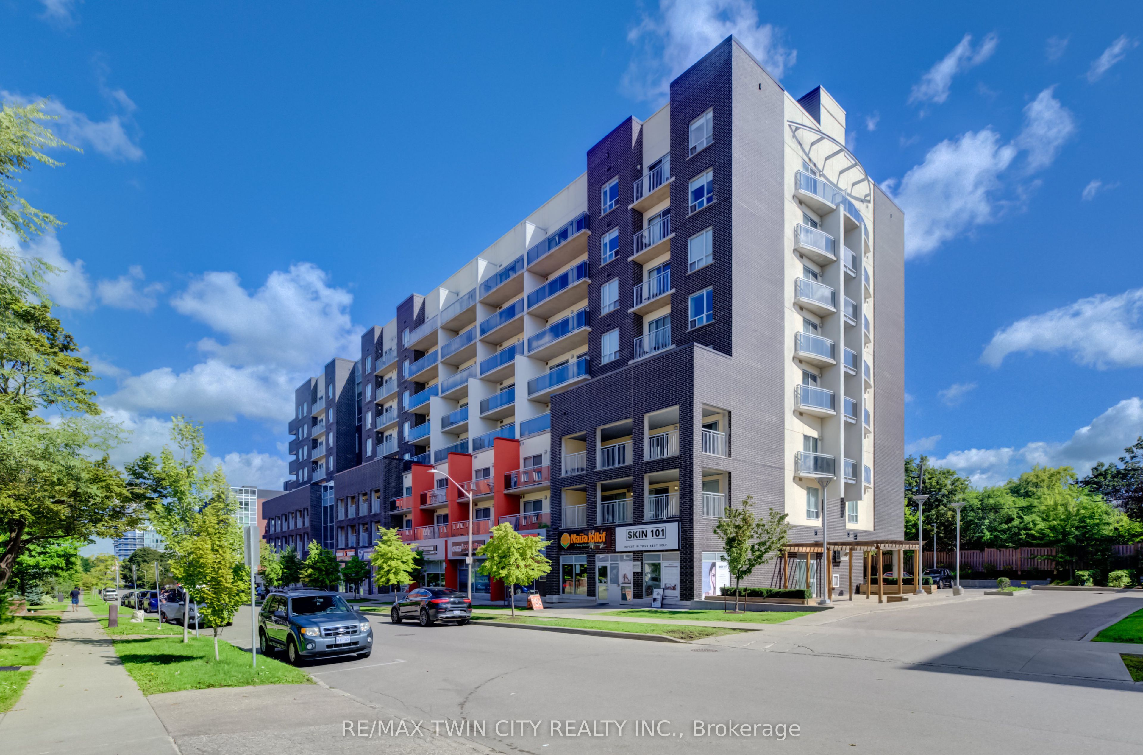 280 Lester Street 708, Waterloo, ON N2L 0G2 photo 2