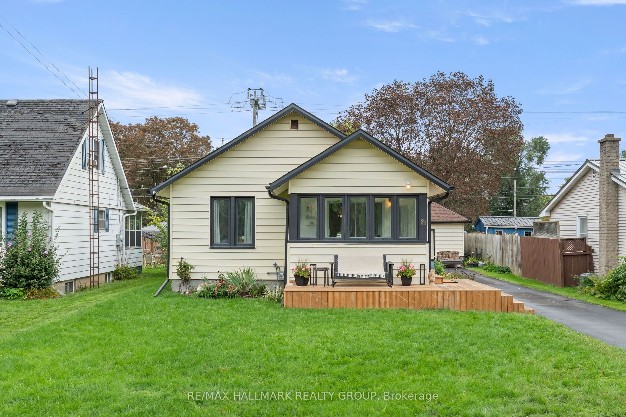 21 Sevenoaks Avenue, Brockville, ON K6V 2V1