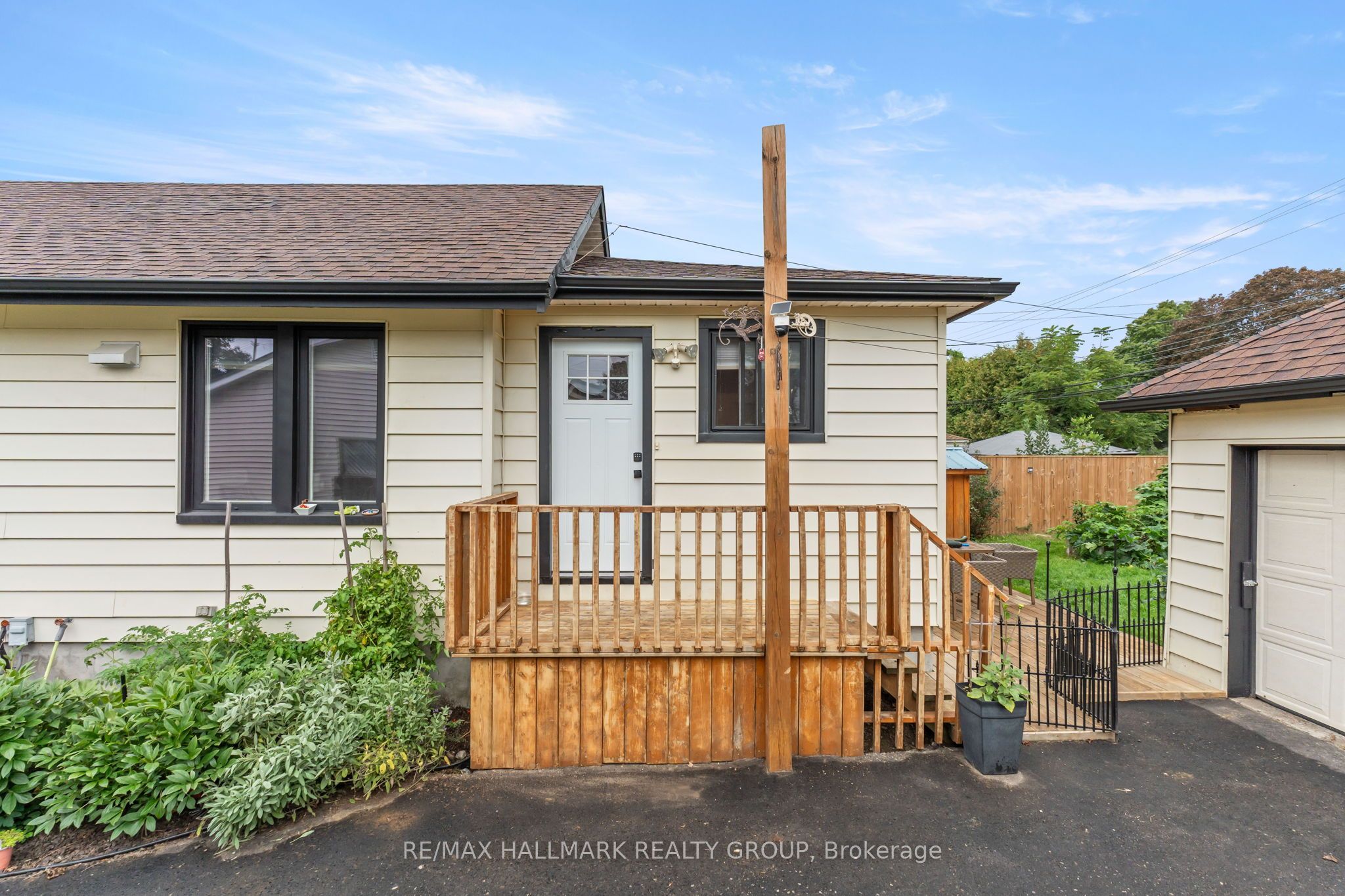 21 Sevenoaks Avenue, Brockville, ON K6V 2V1 photo 5