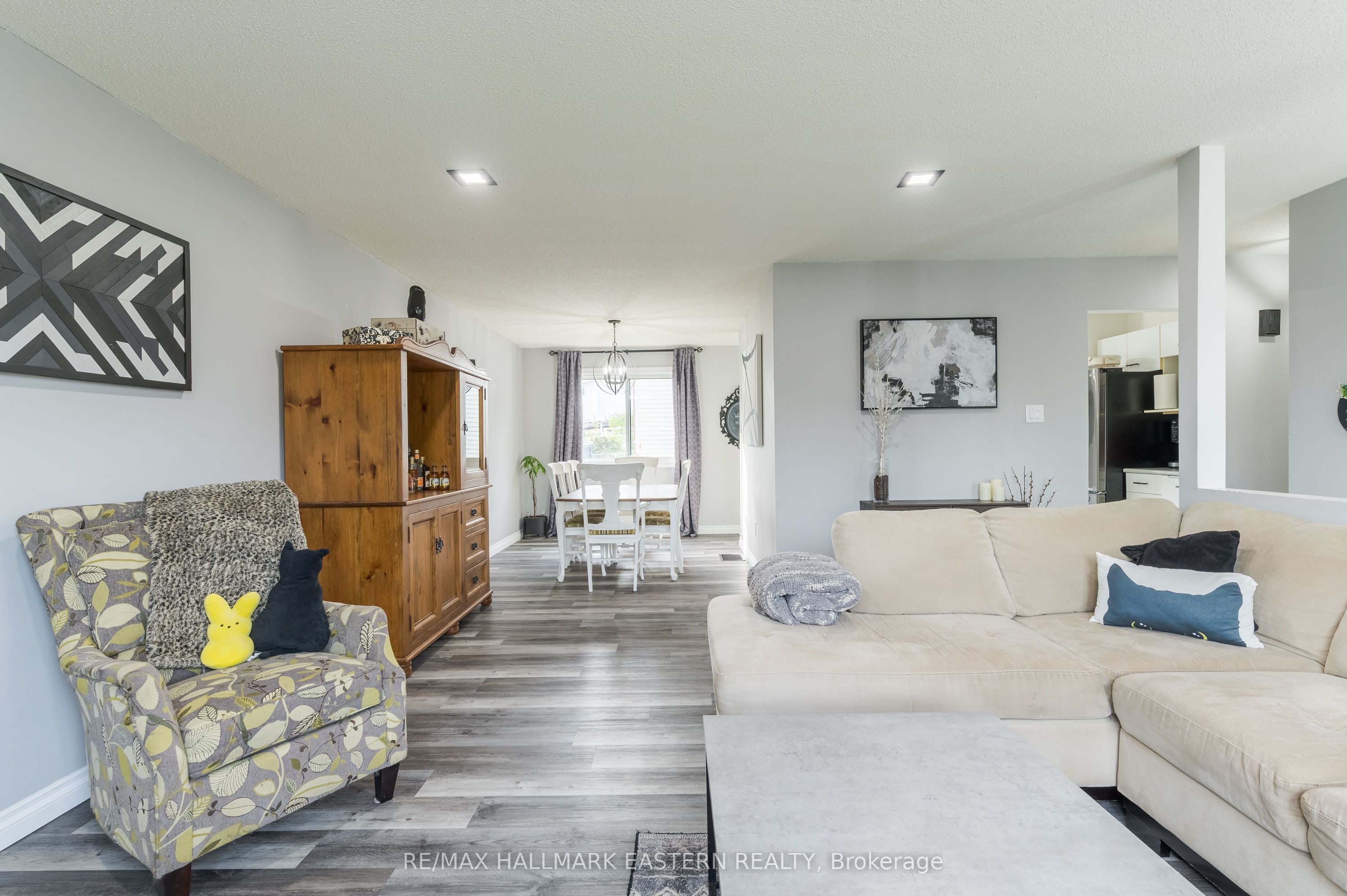 1663 Ramblewood Drive, Peterborough, ON K9K 2B1 photo 3