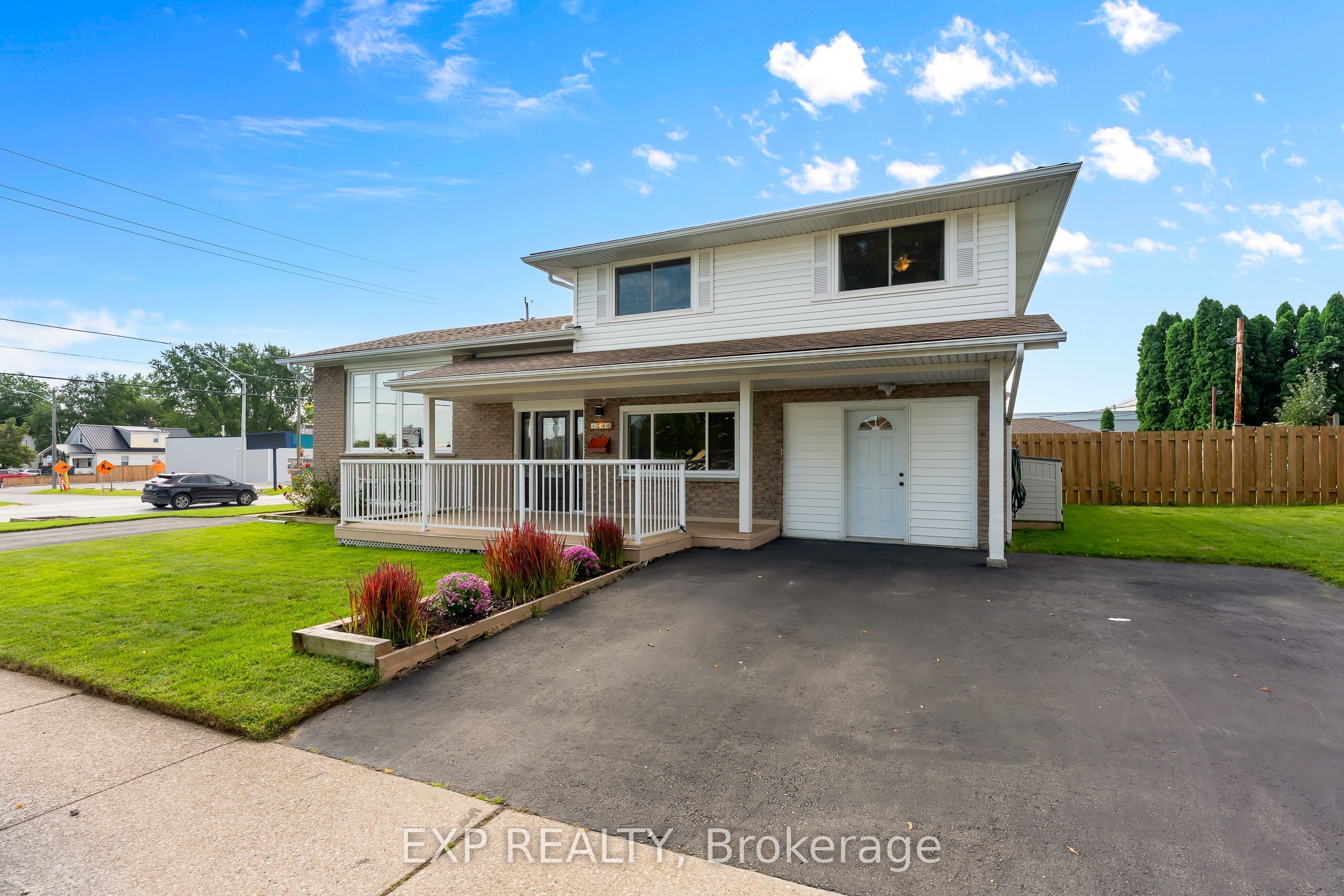 6246 Glengate Street, Niagara Falls, ON L2E 5S3 photo 2