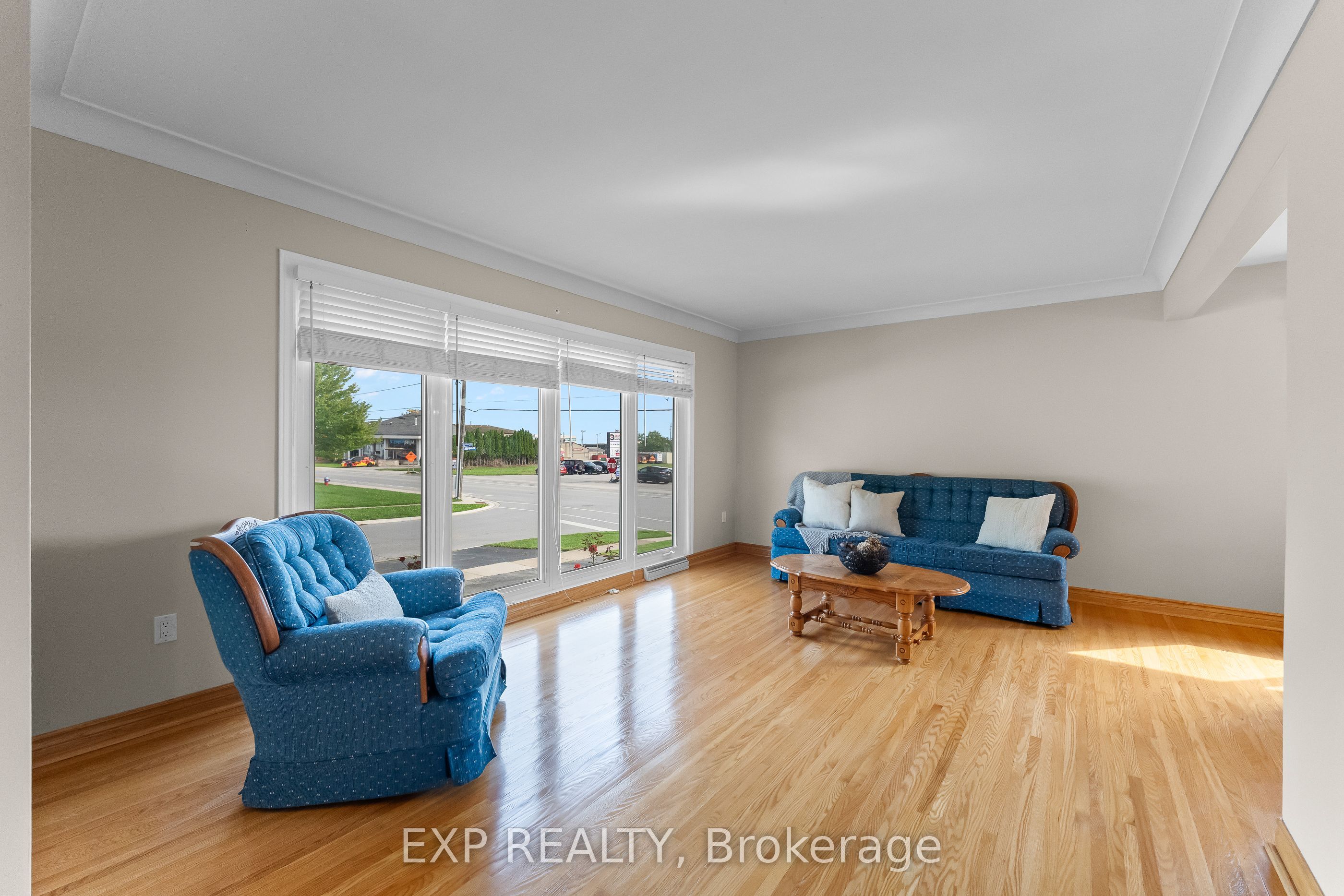 6246 Glengate Street, Niagara Falls, ON L2E 5S3 photo 5