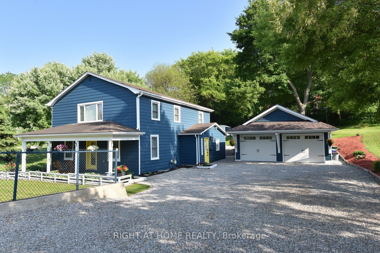 2030 Governors Road, Hamilton, ON L0R 1J0 photo 2