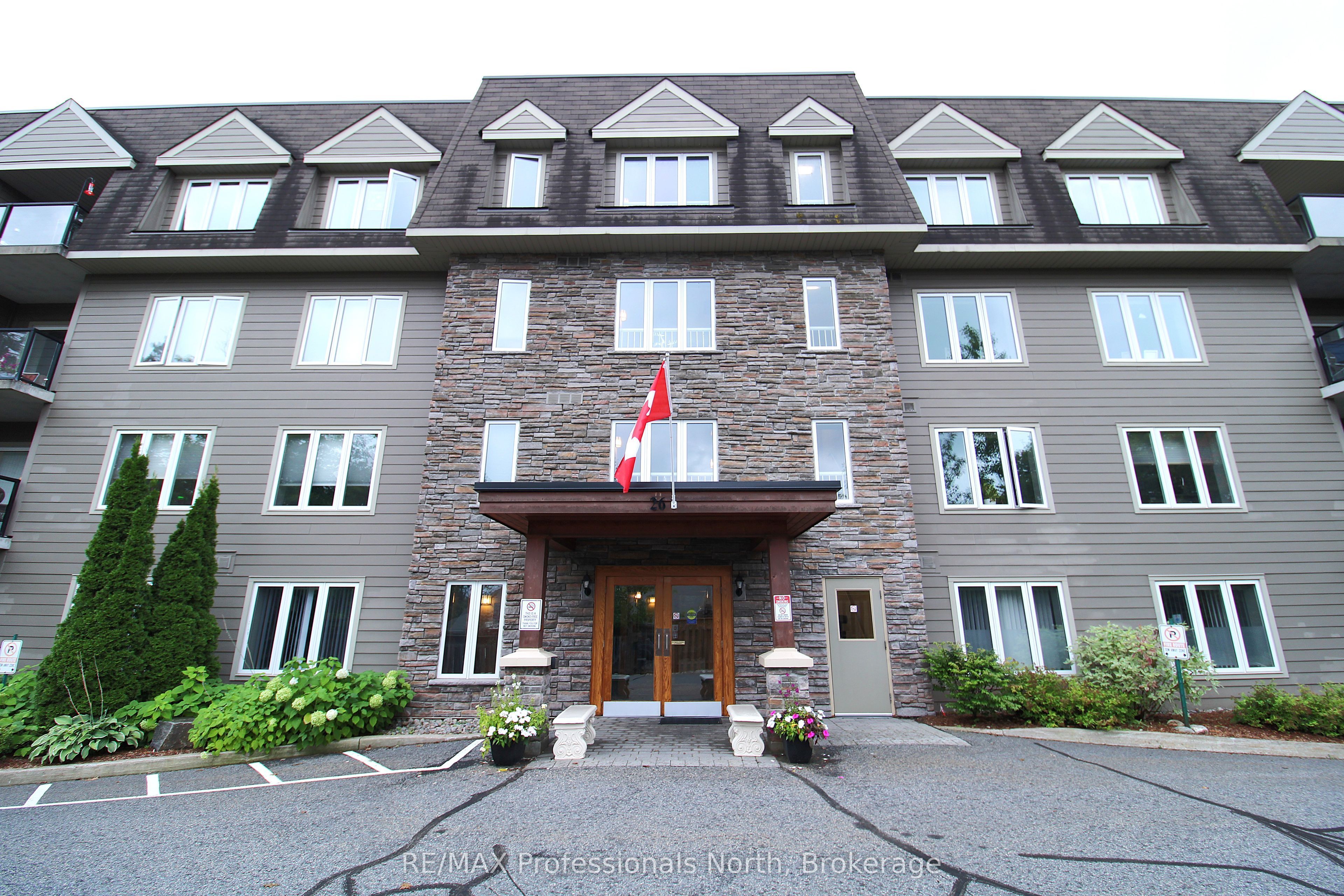 26 Dairy Lane 402, Huntsville, ON P1H 0A4