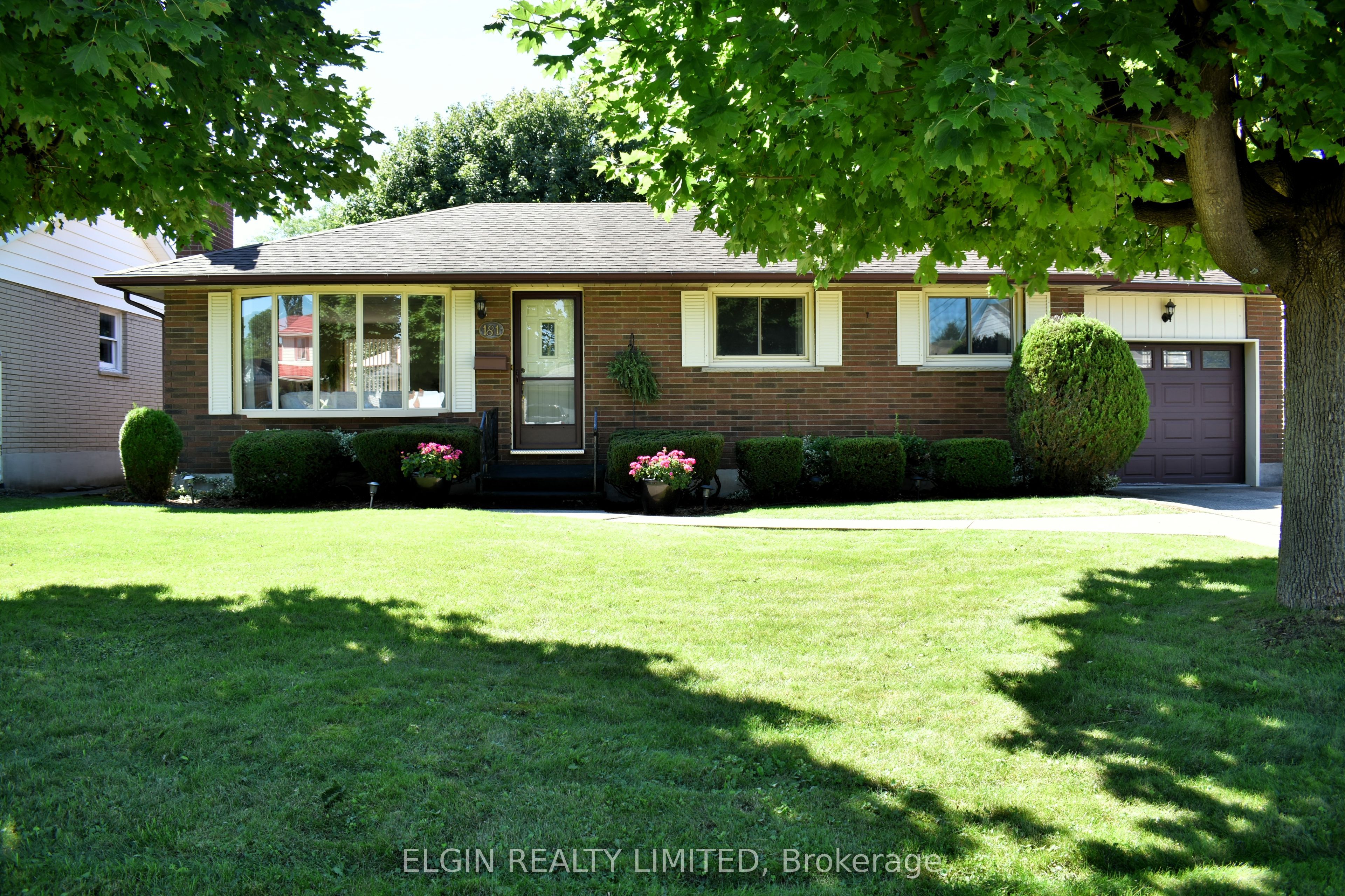 181 Locust Street, St. Thomas, ON N5R 2C8