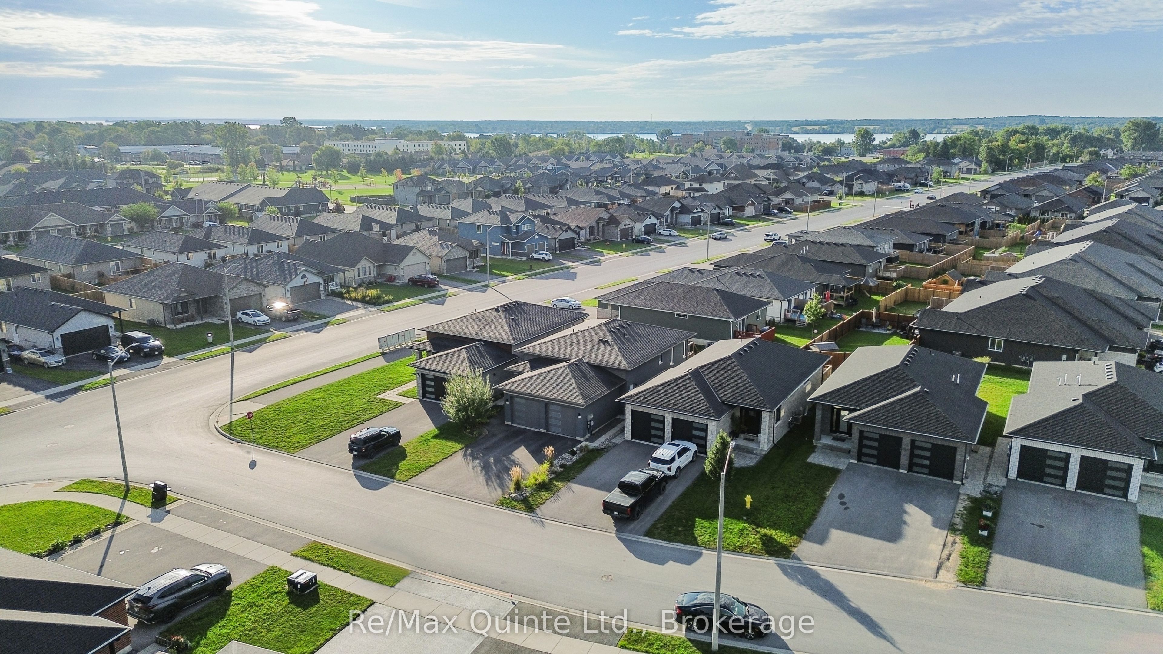103 Dewal Place B, Belleville, ON K8P 0H3 photo 4