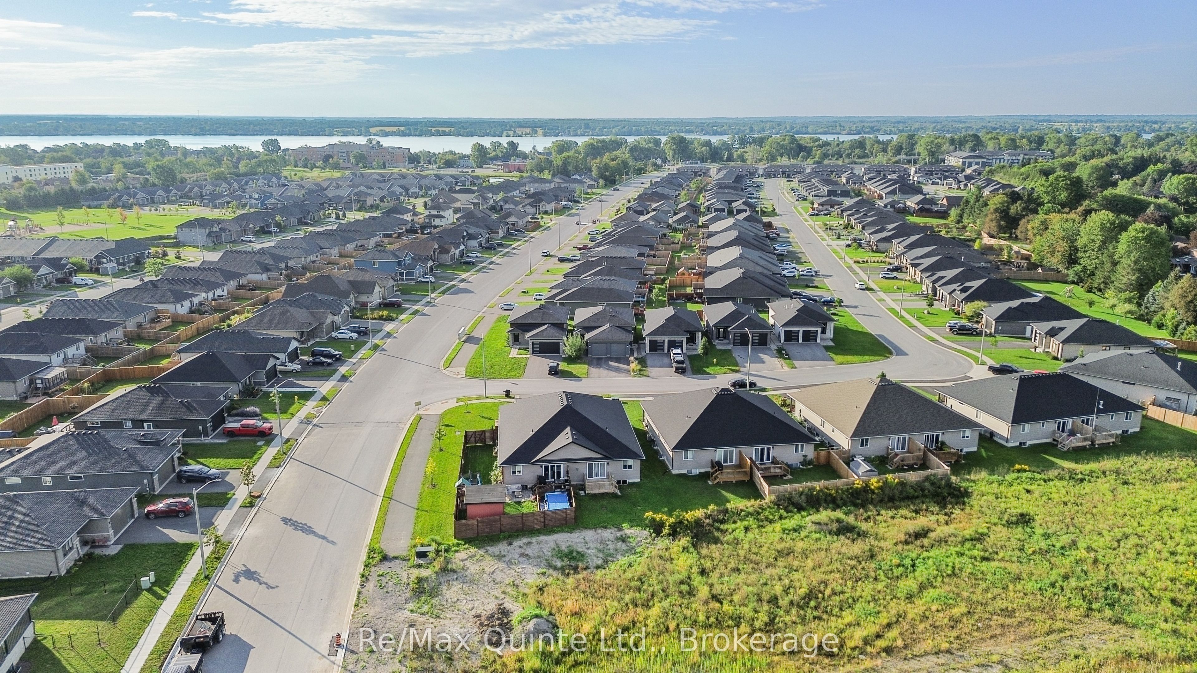 103 Dewal Place B, Belleville, ON K8P 0H3 photo 5
