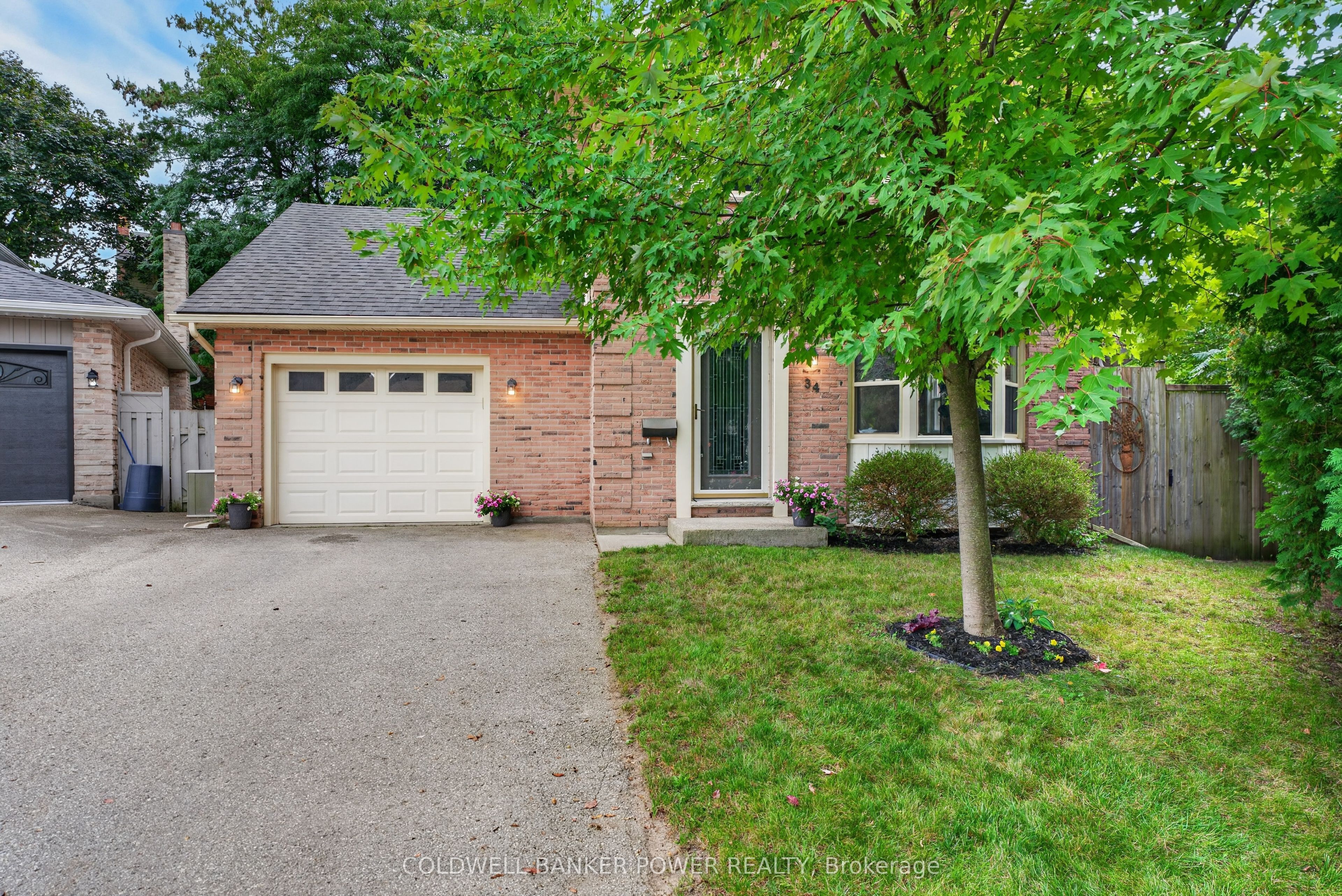 34 Comox Court, London South, ON N6K 3K9 photo 2
