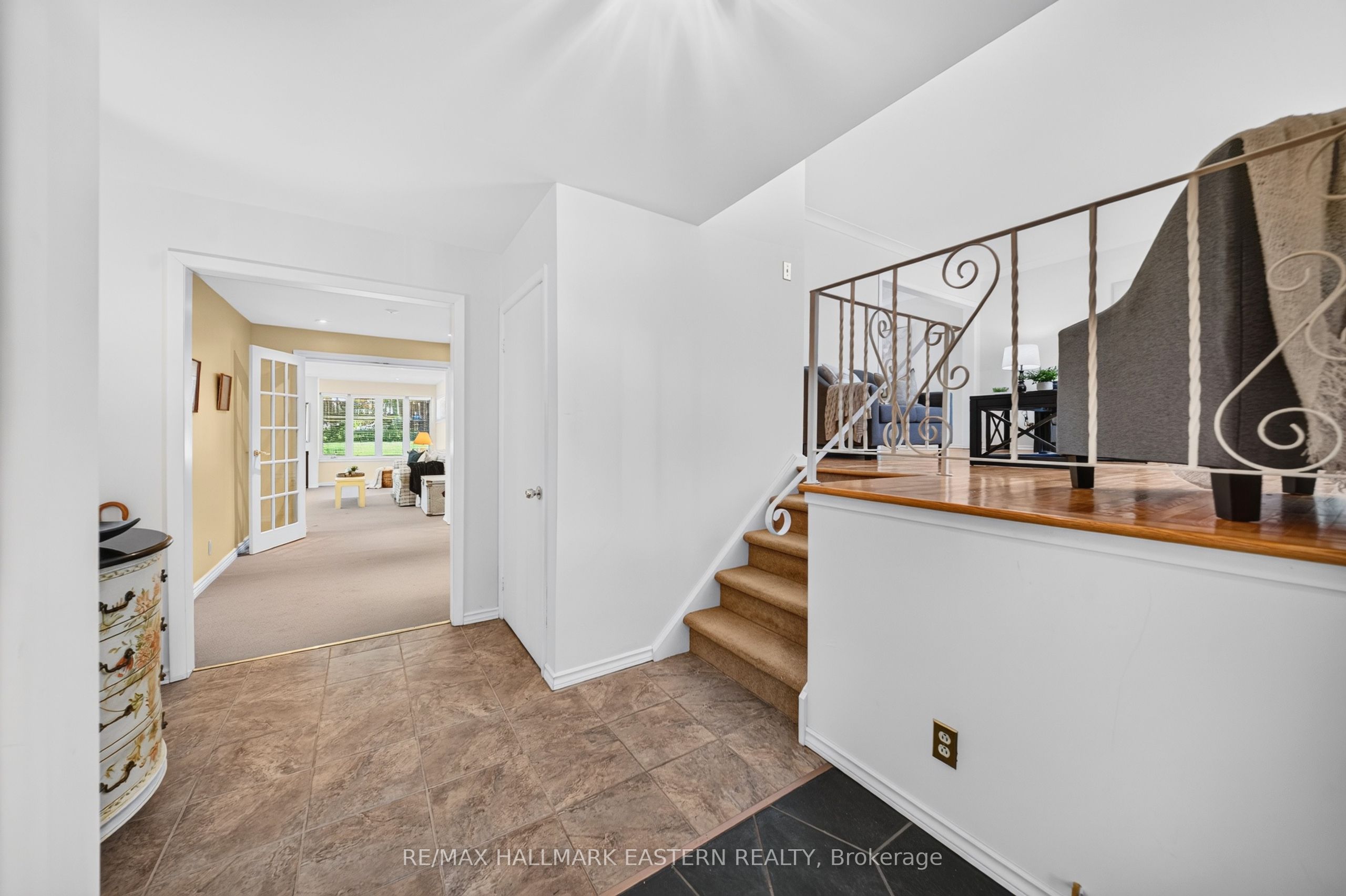 1337 Franklin Drive W, Peterborough, ON K9H 6Z5 photo 5