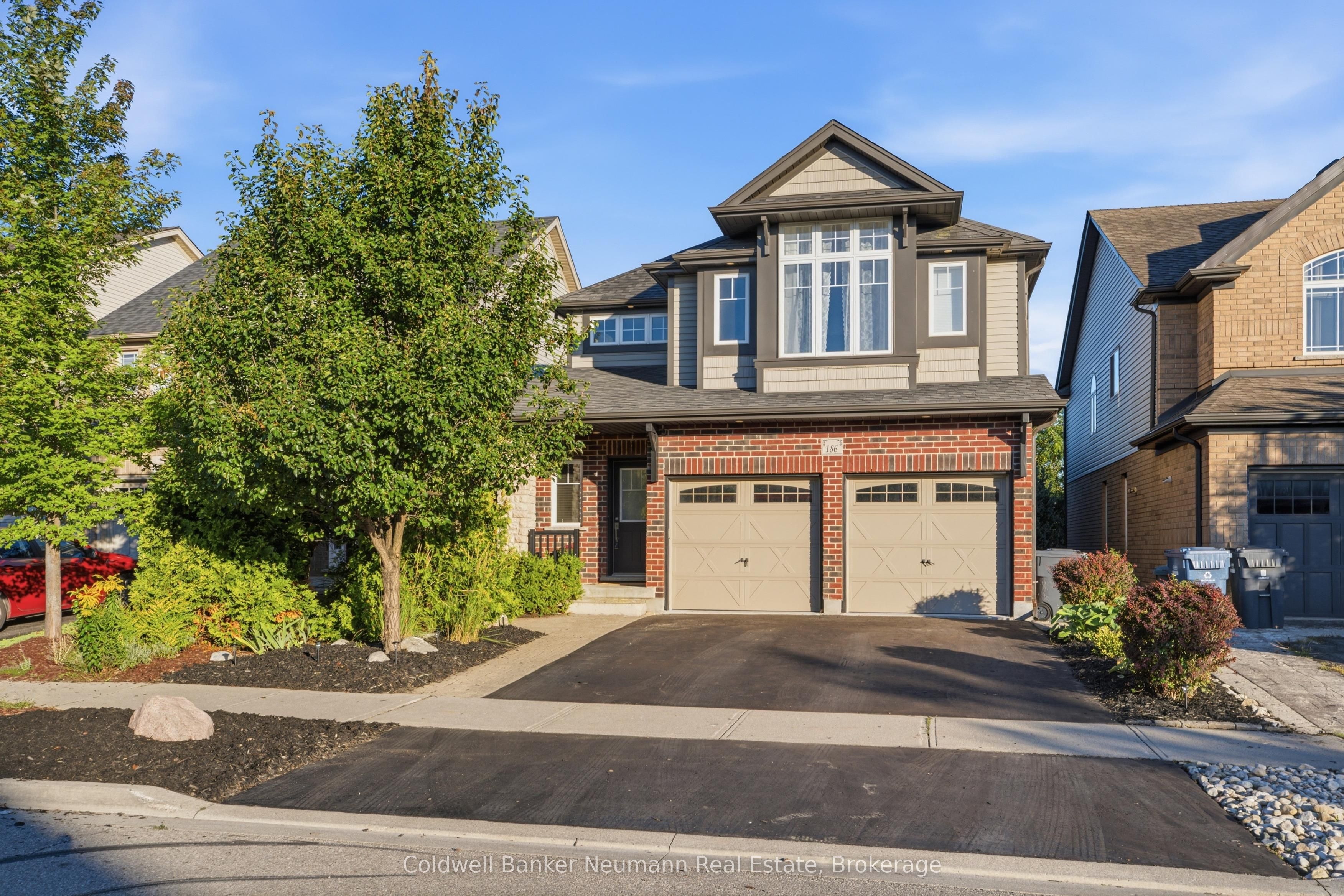 186 Goodwin Drive, Guelph, ON N1L 0C7